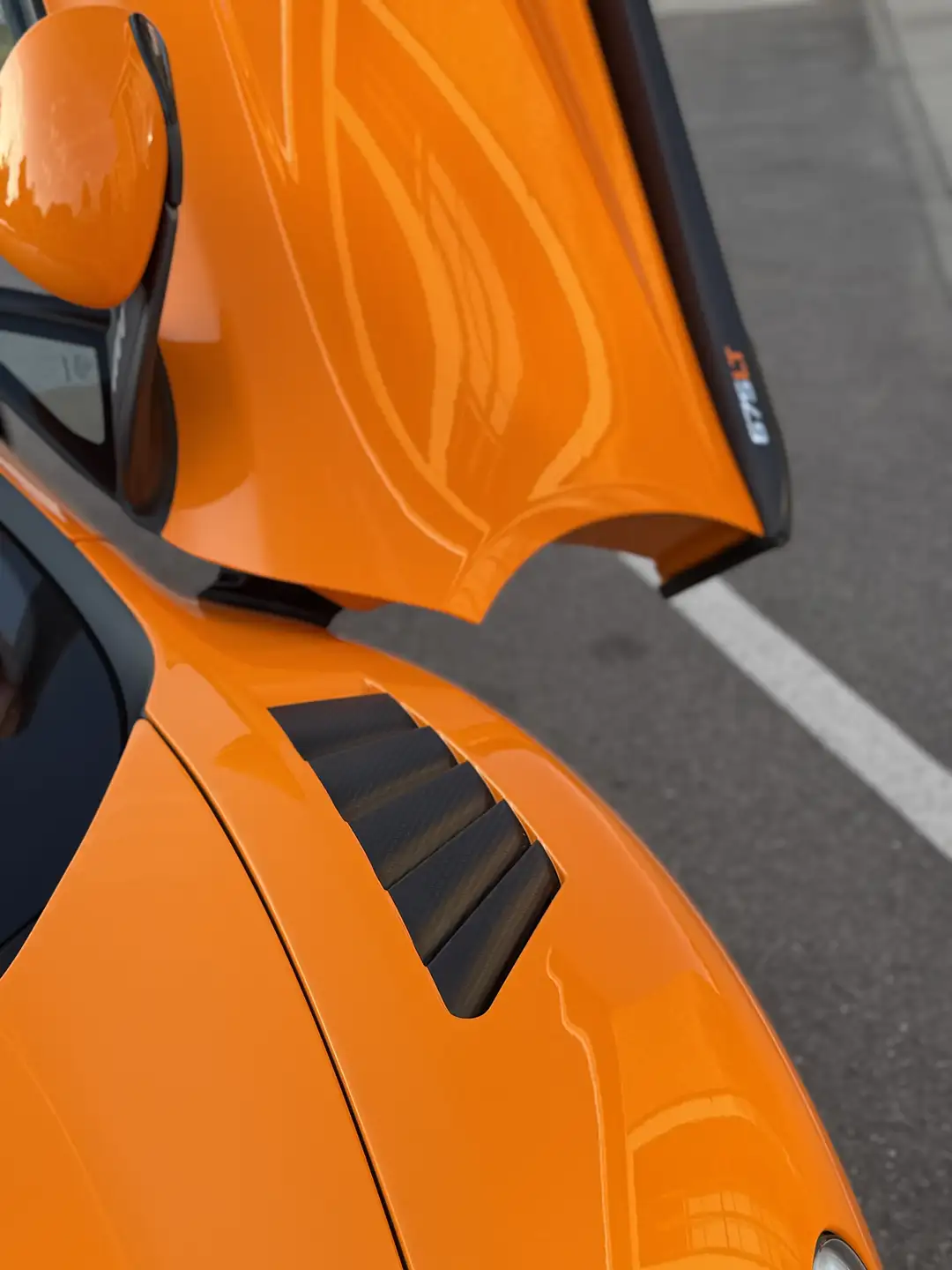 맥라렌 675LT 2019 오렌지 사진 5