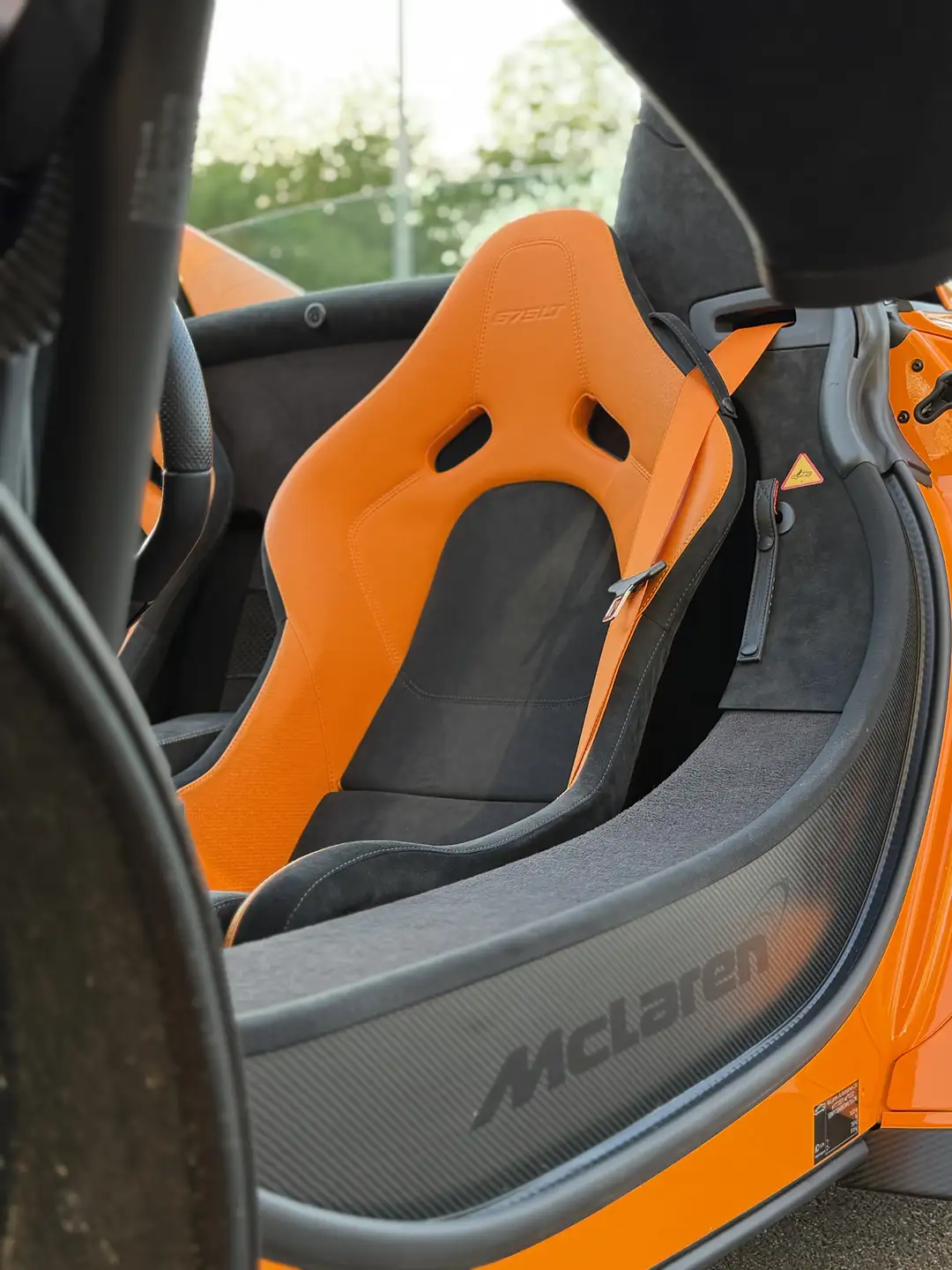 맥라렌 675LT 2019 오렌지 사진 8
