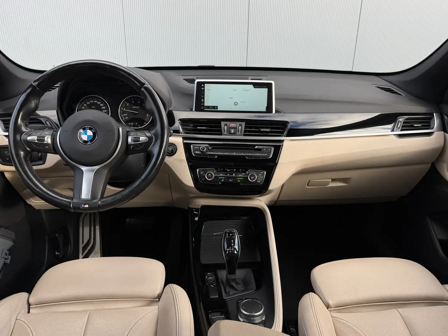 BMW X1 sDrive20i High Executive M-Pakket/Leer/HUD. Noir - 2