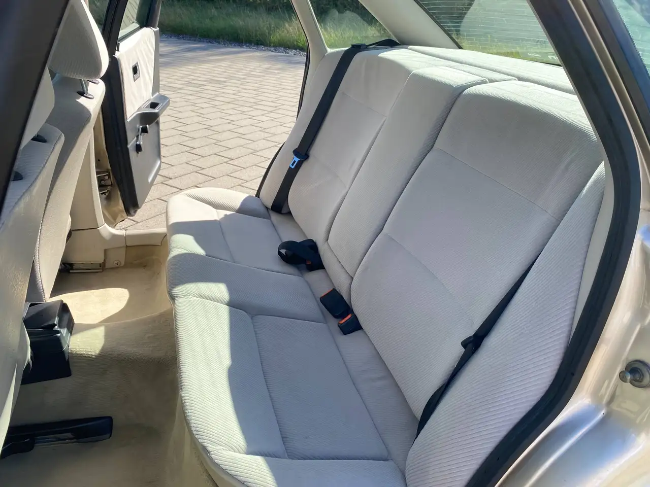 Audi 80, foto 7