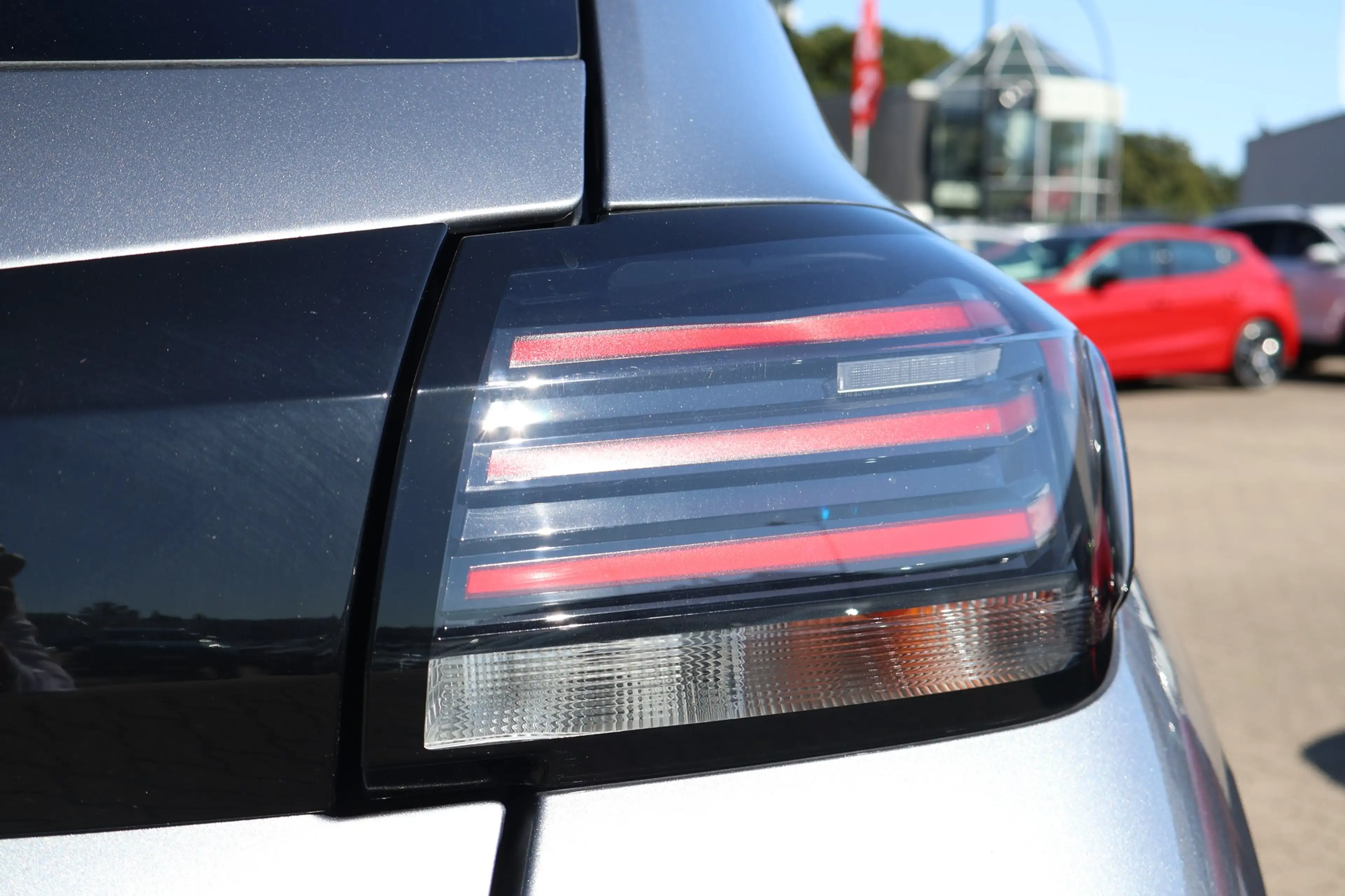 Peugeot 208 1.2 mHEV 110 Aut. LED Navi Kamera — photo 11