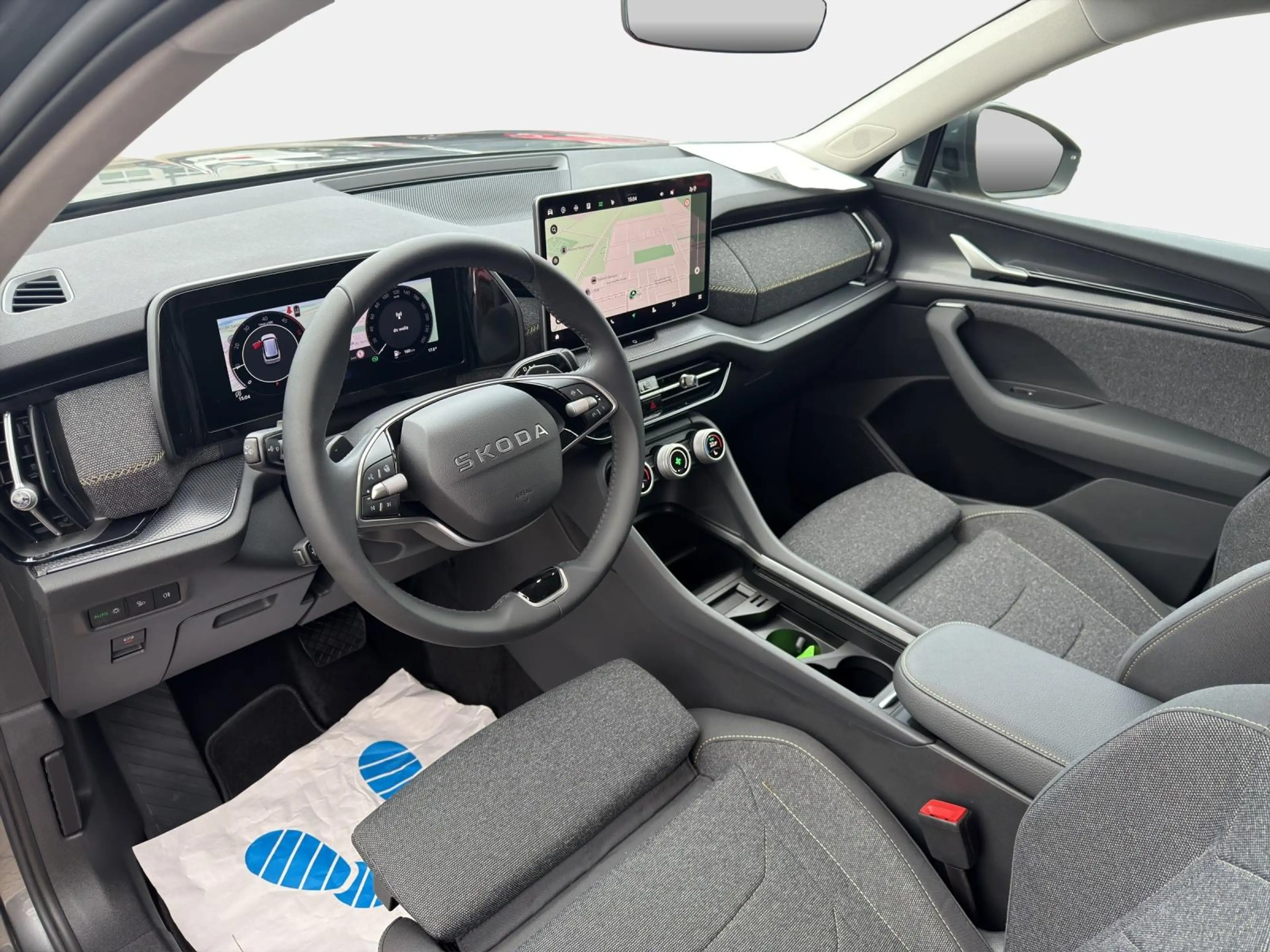 Skoda Kodiaq 2.0 TDI Selection 4x4 *RFK/SHZ/AHK/Navi* — photo 11