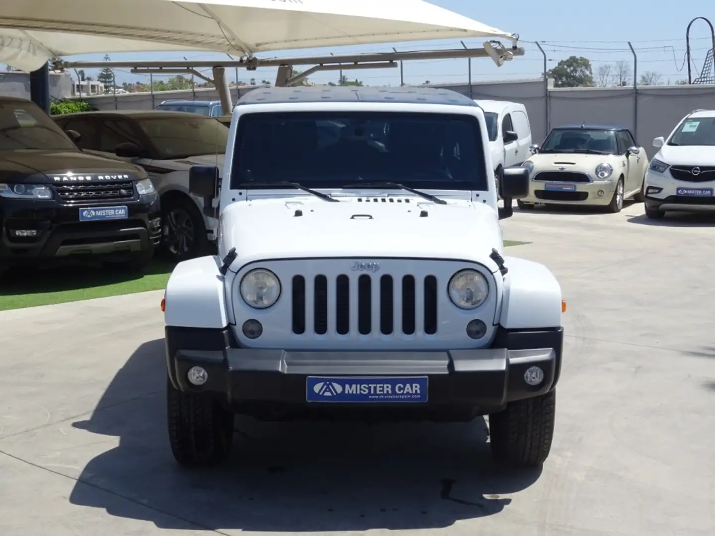 Jeep Wrangler Unlimited 2.8CRD Sahara Aut. Blanco - 2