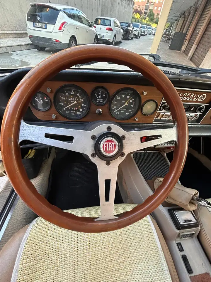 Fiat 124 Spider 2.0 Mod America ASI, foto 10