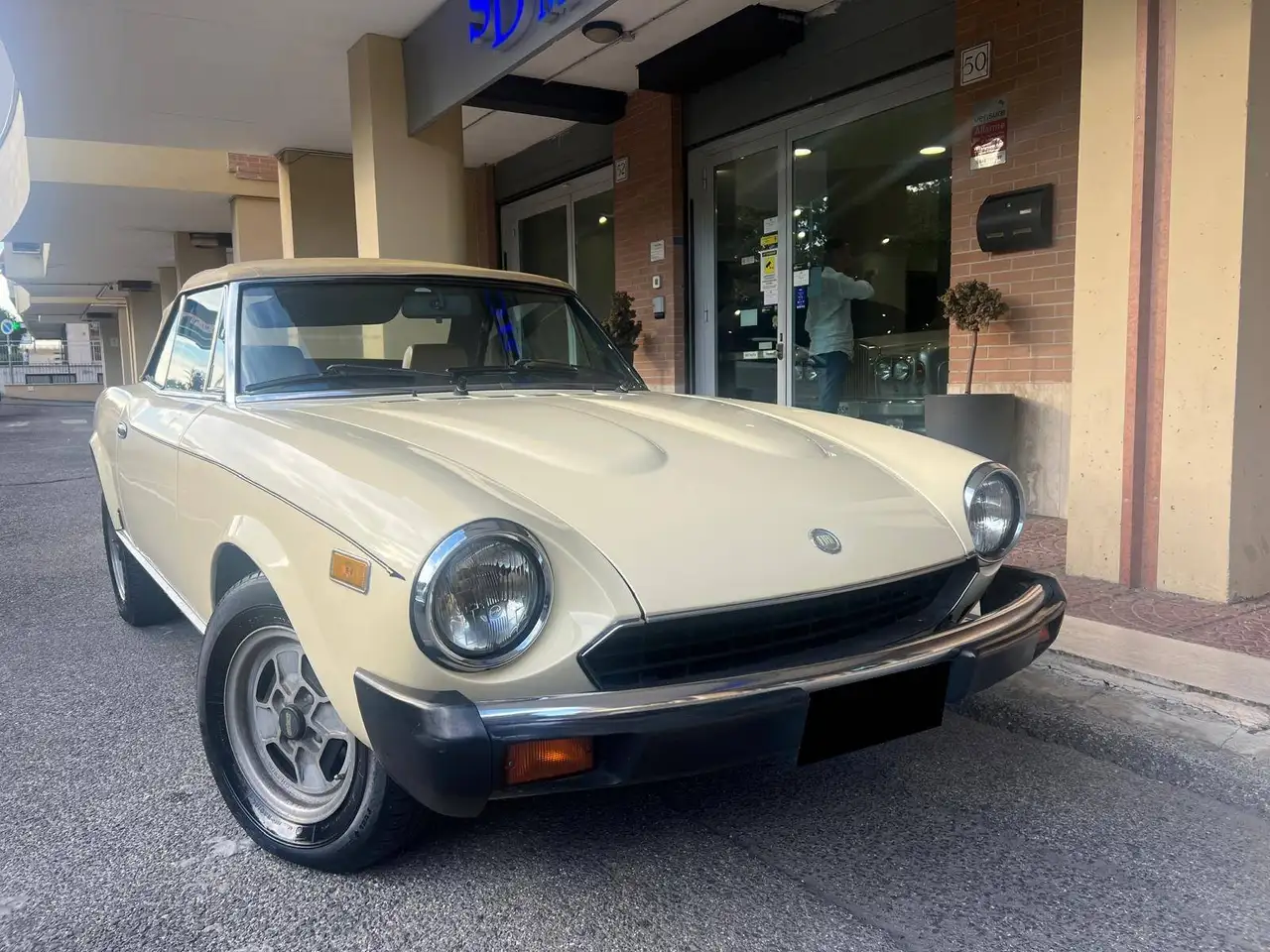 Fiat 124 Spider 2.0 Mod America ASI, foto 1