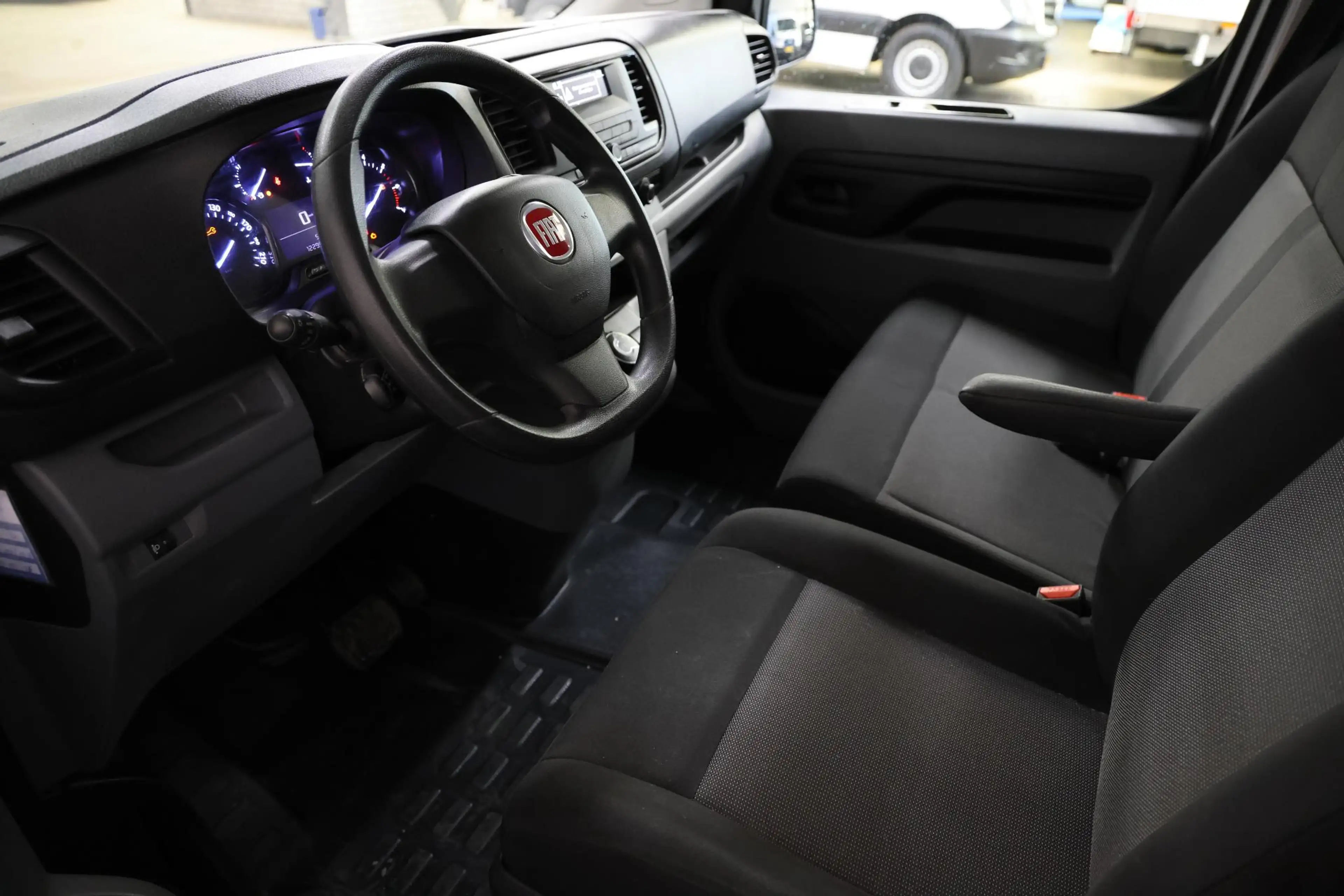 Fiat Scudo 2.0 MultiJet L3H1 AUTOMAAT TREKHAAK — photo 6