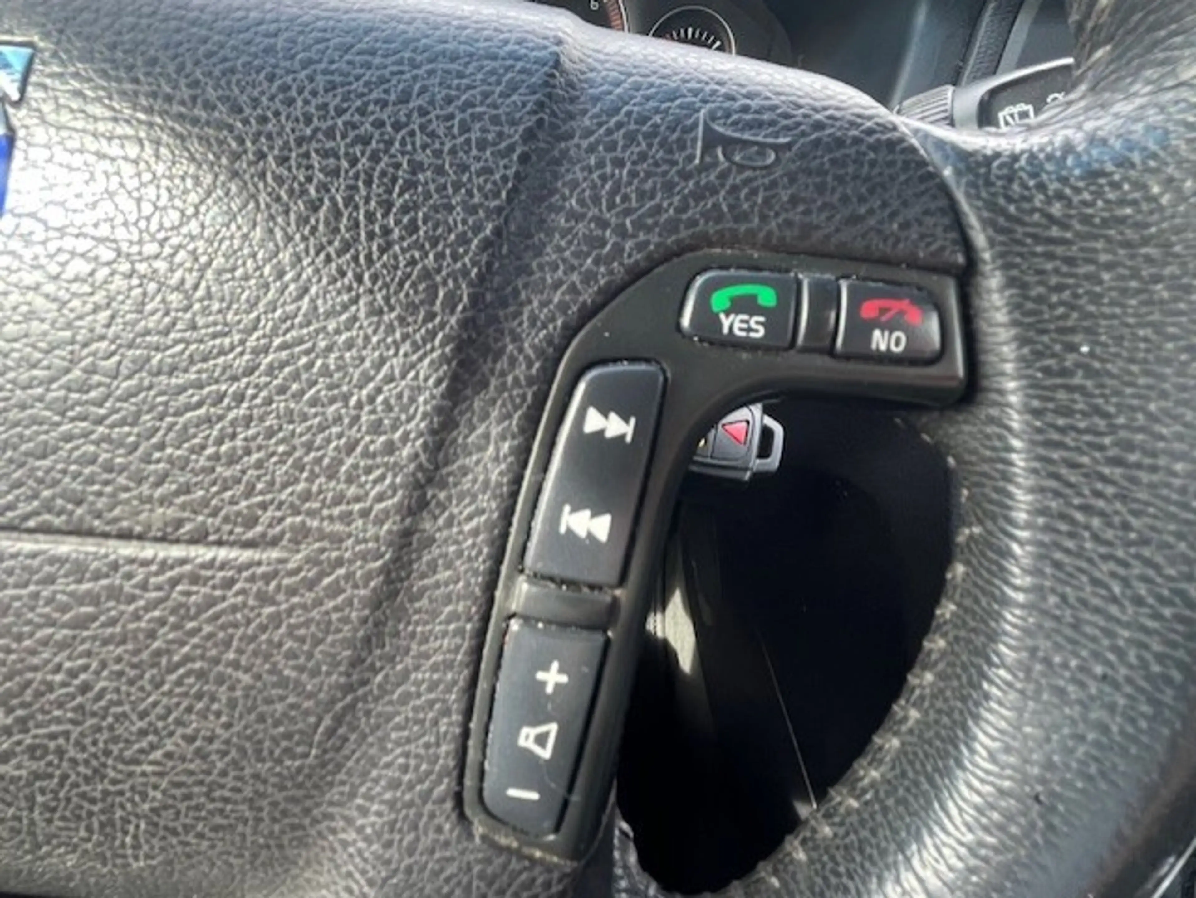 Volvo XC70 2.5 T Kinetic/Automaat/Trekhaak/Leder/Youngtimer/C — photo 13