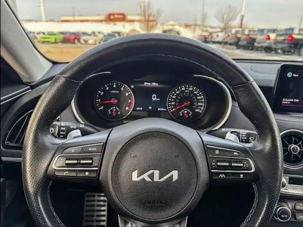 Kia Stinger снимка Kia Stinger