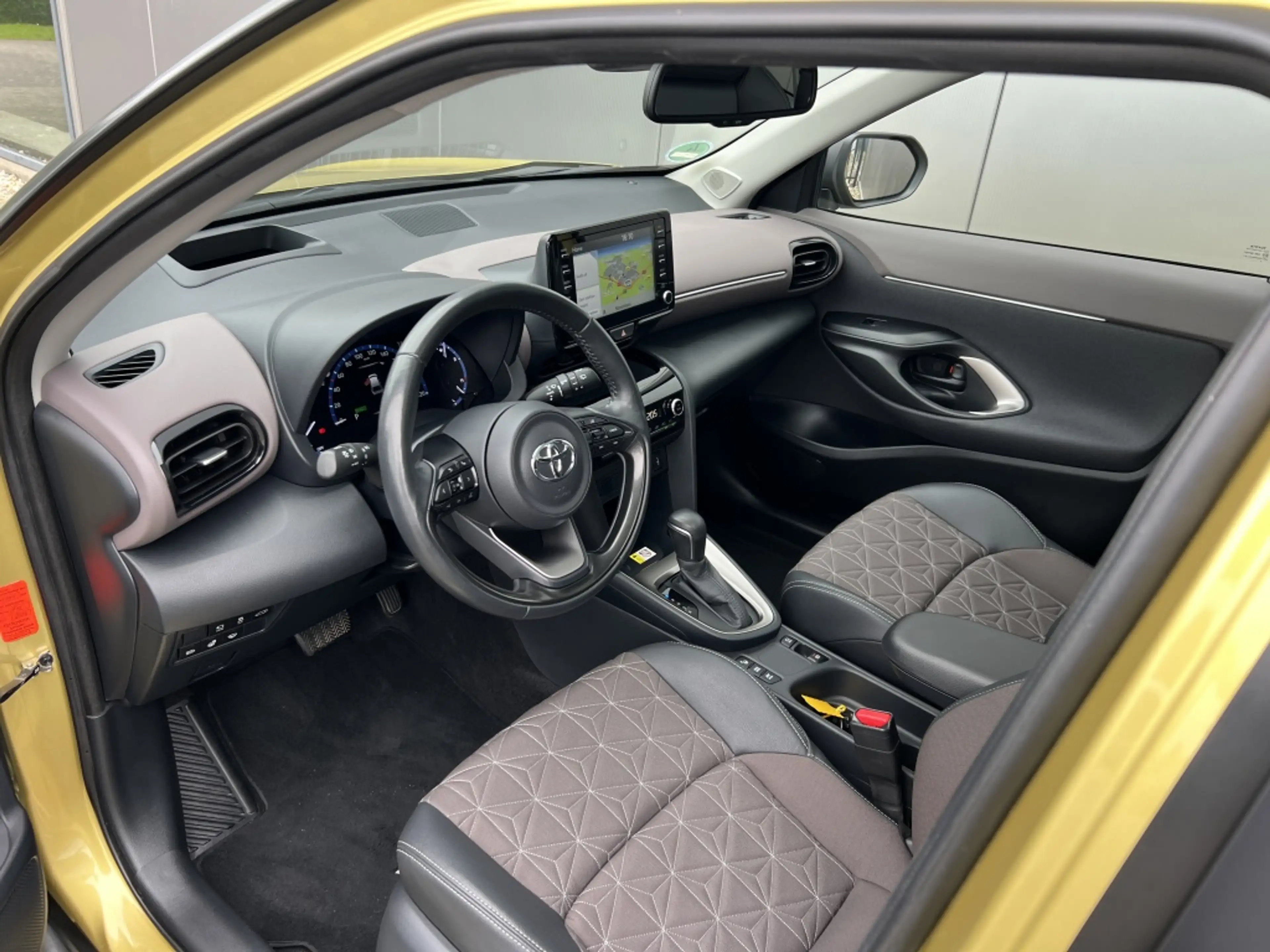 Toyota Yaris Cross 1.5 Hybrid LaunchEd. — photo 7