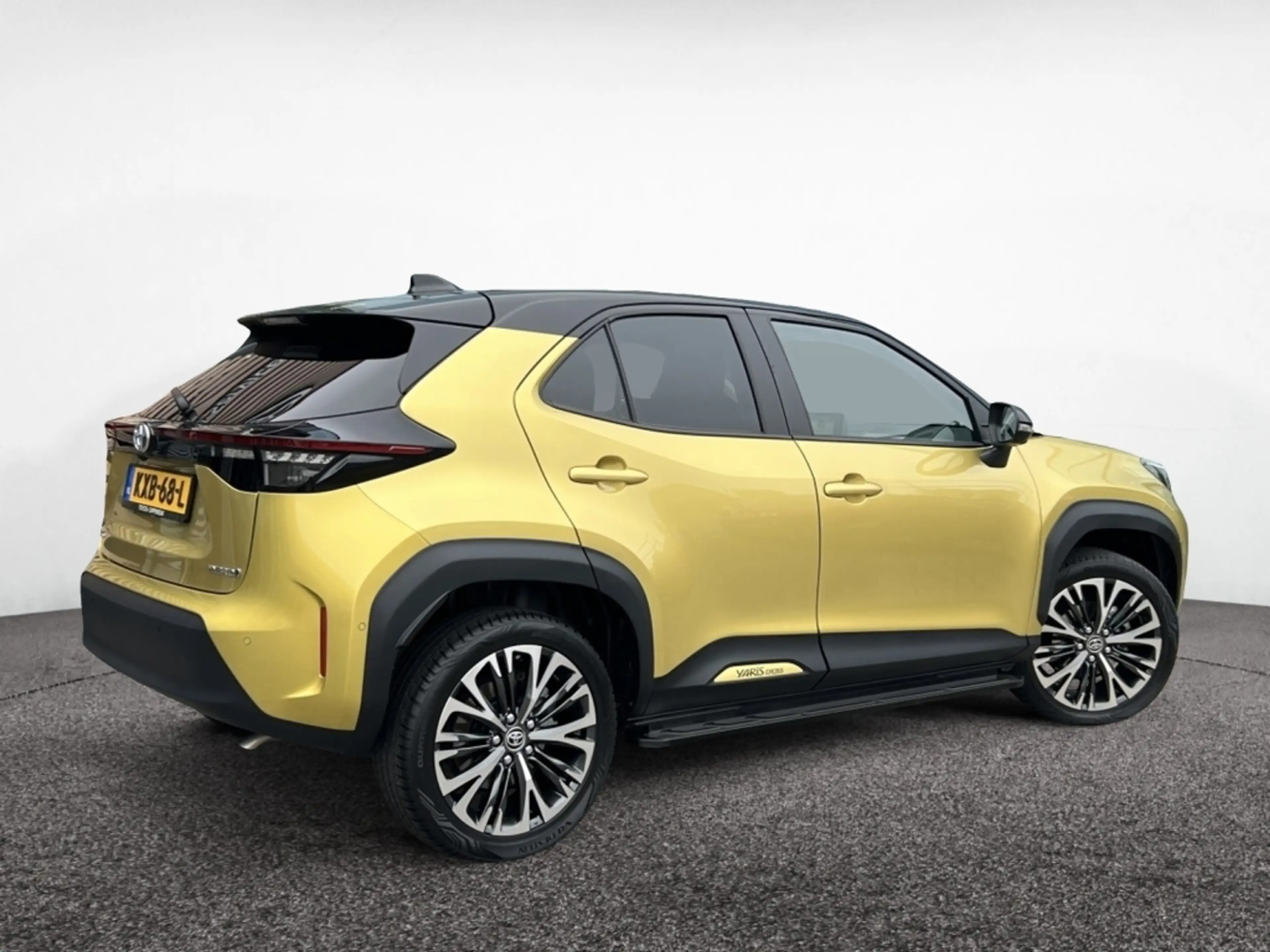 Toyota Yaris Cross 1.5 Hybrid LaunchEd. — photo 2