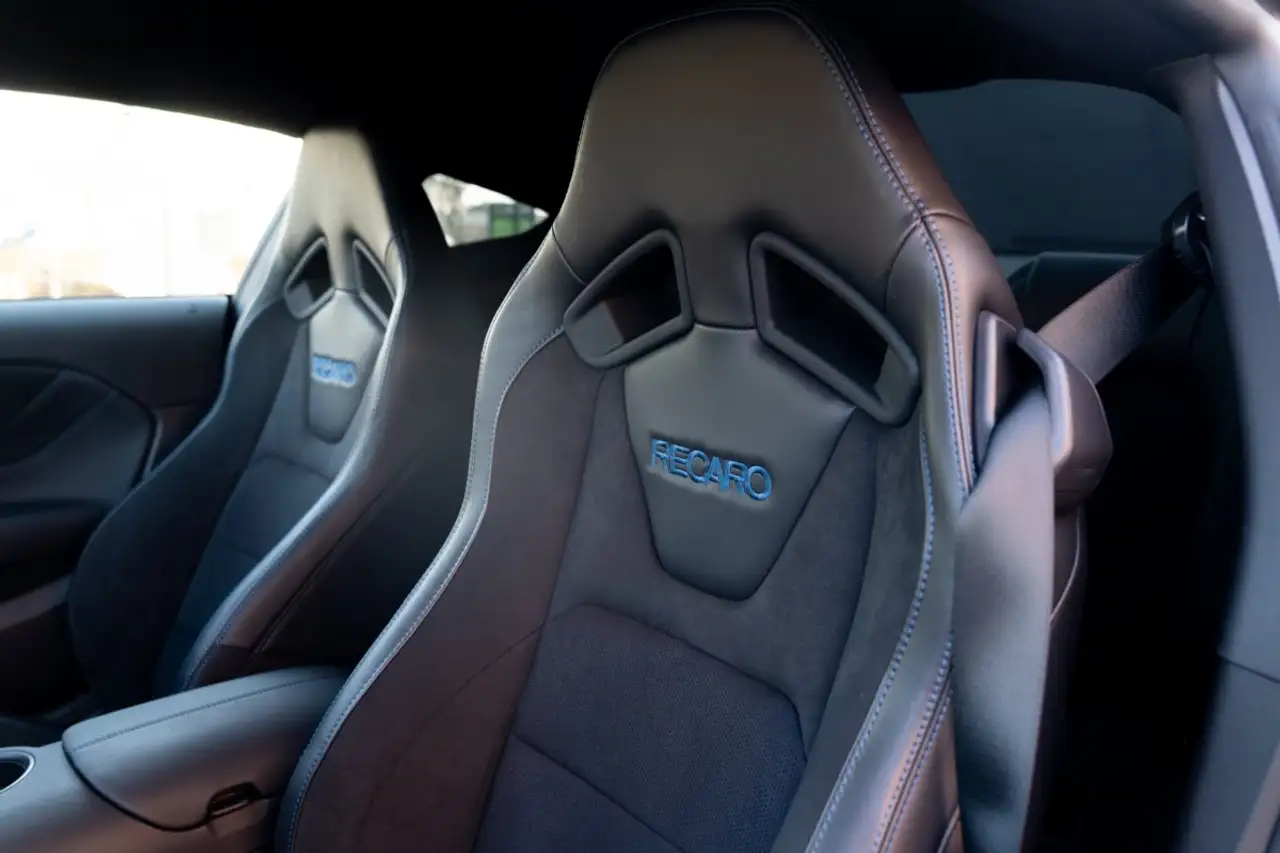 Ford Mustang Dark Horse 2026/RECARO/20Zoll/Tiefer/Bremse rot 3