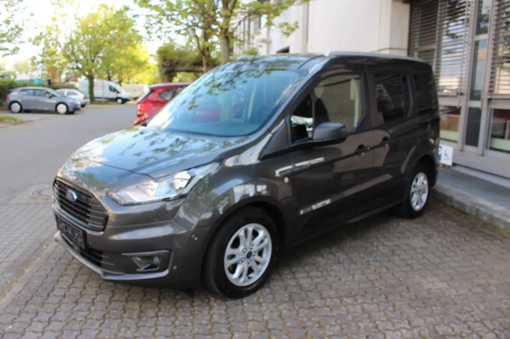 Ford Tourneo Connect Gris - 1
