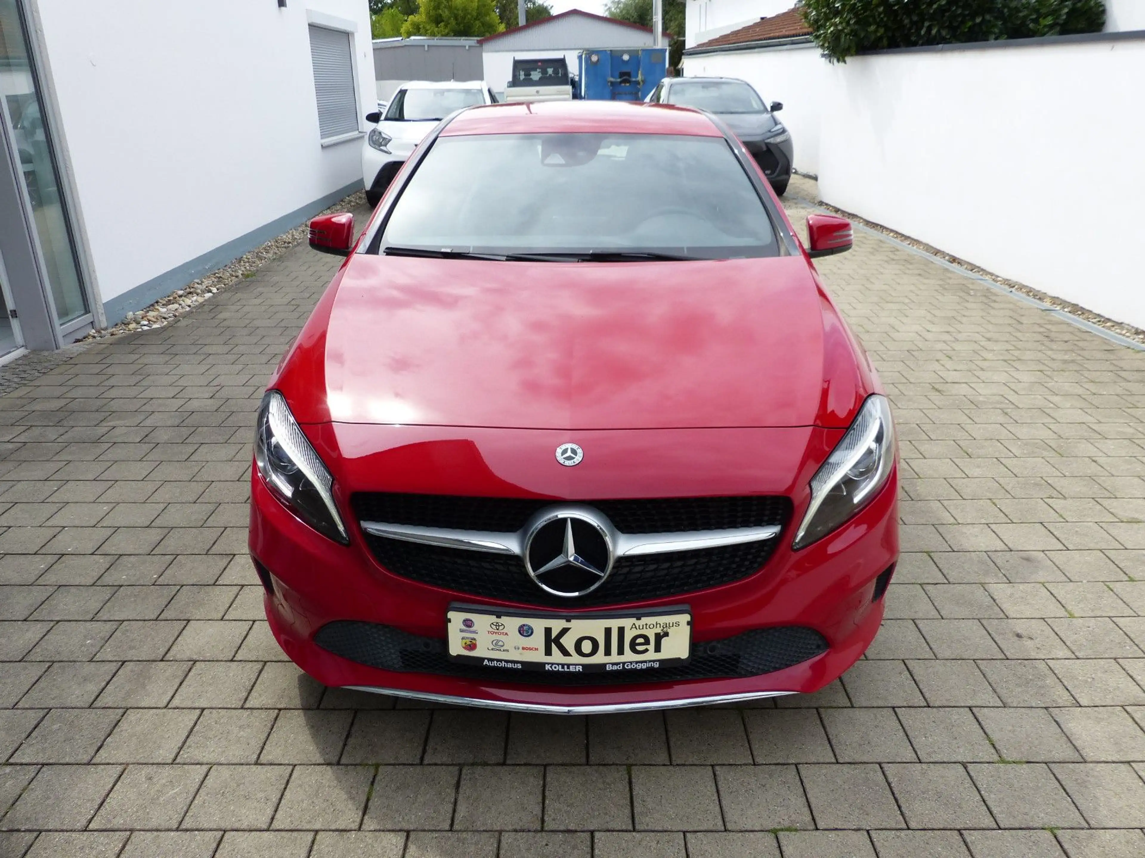 Mercedes-Benz A 180 Autom.Navi SHZ LED PDC Agility AHK schwenk — photo 5