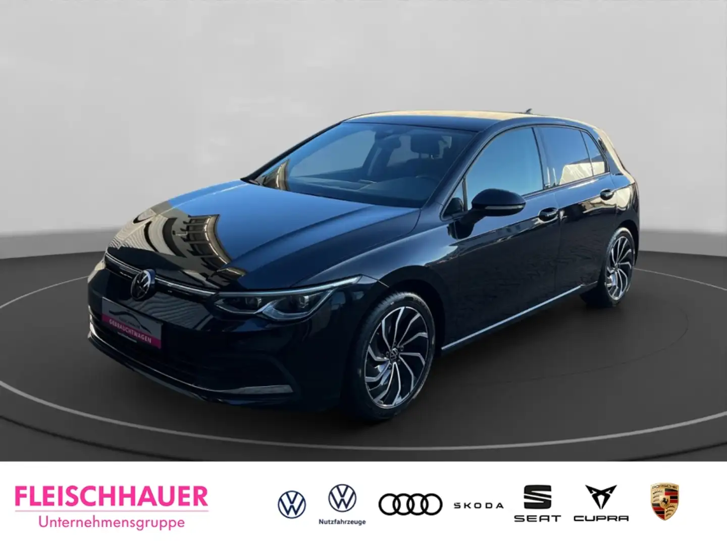 Volkswagen Golf VIII Activ 2.0 TDI Life DSG AHK LED-Plus Noir - 1