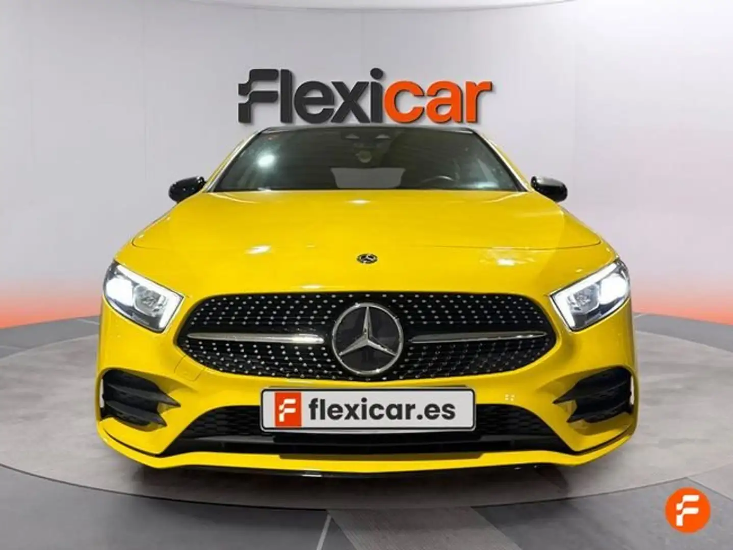 Mercedes-Benz A 200 d Amarillo - 2