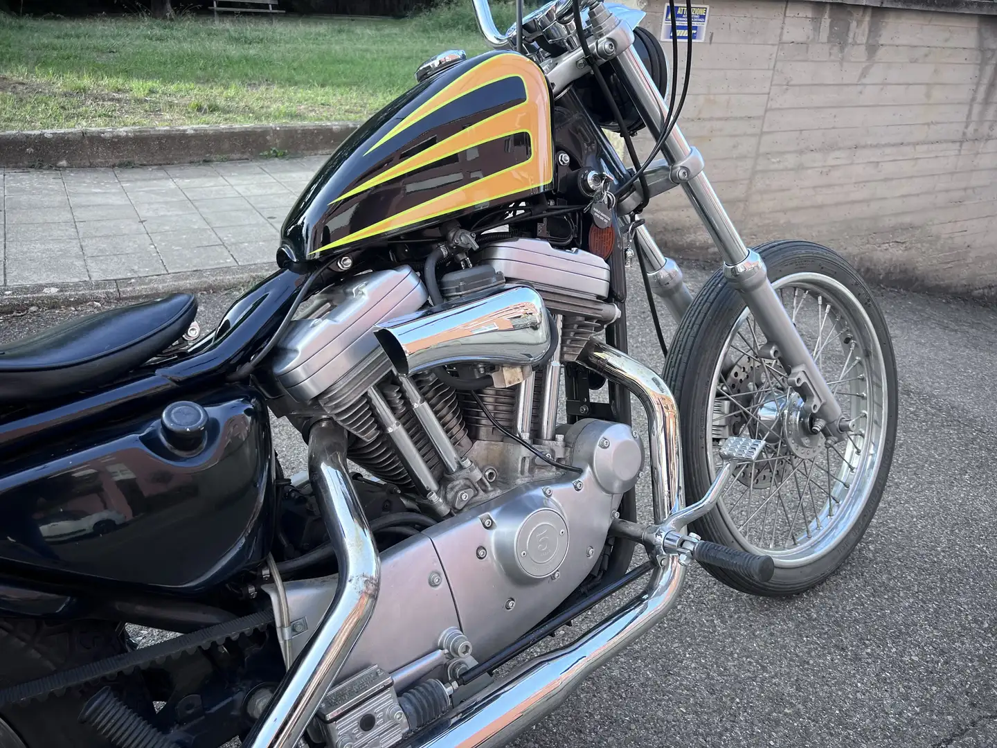 Harley-Davidson Sportster 883 standard - 1
