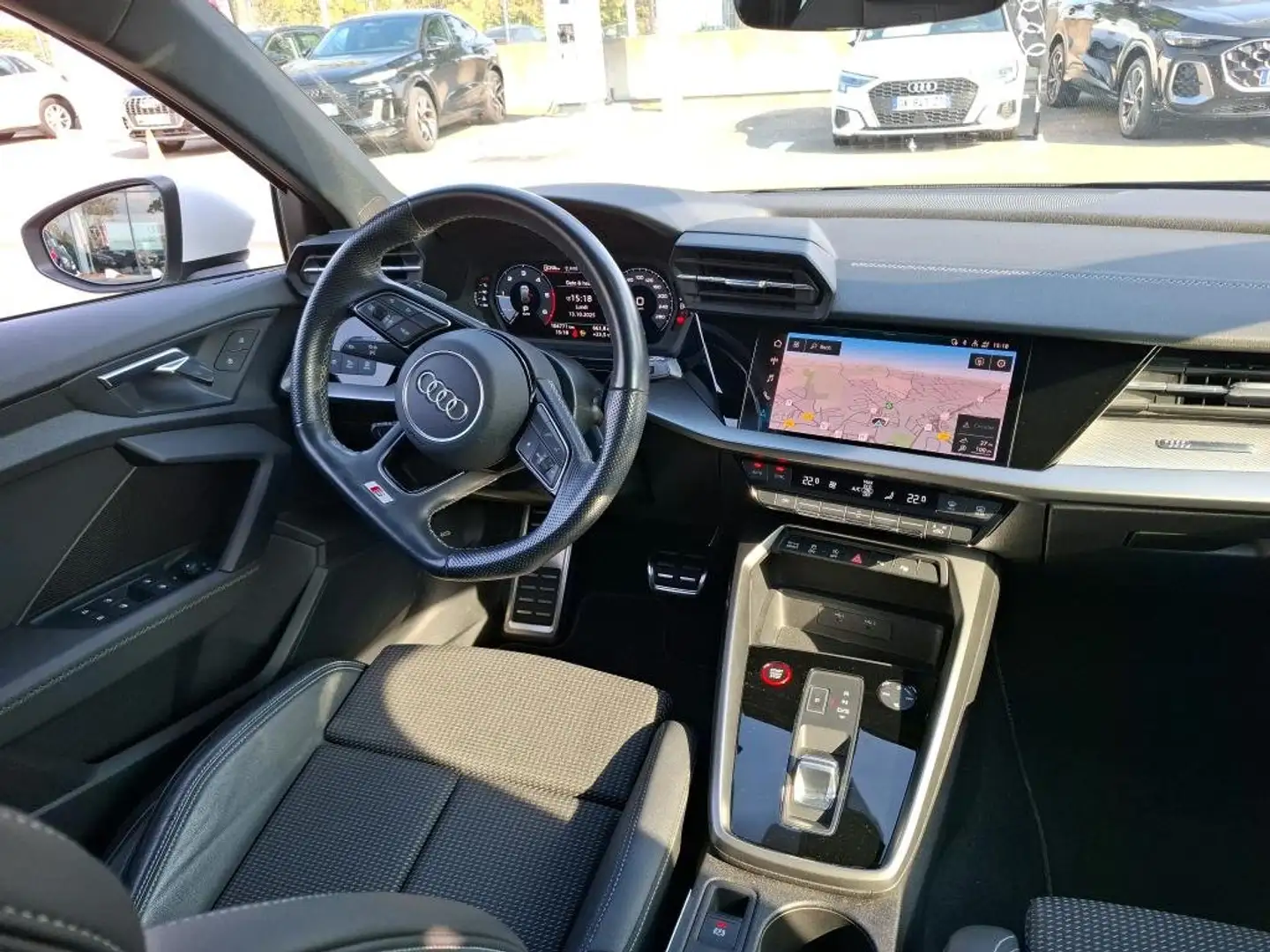 Audi A3 Audi A3 Sportback 2.0 TDI S Line Blanc - 1