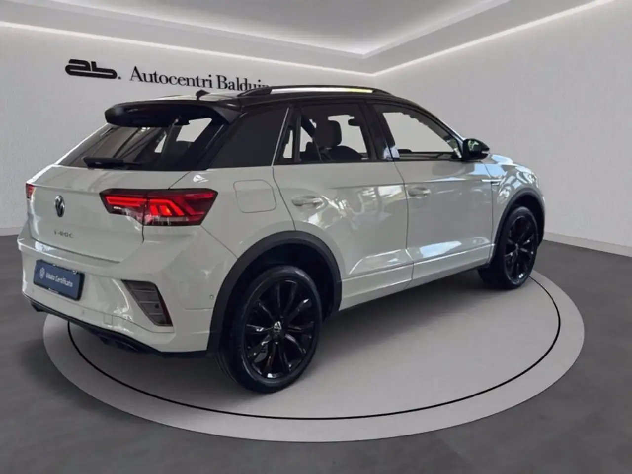 Volkswagen T-Roc 1.5 tsi r-line dsg 4