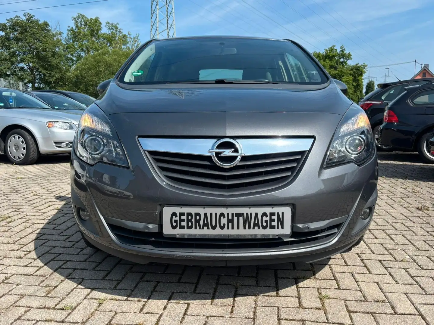 Opel Meriva B Design Edition Mit TÜV ( 03/2027 ) Grau - 1