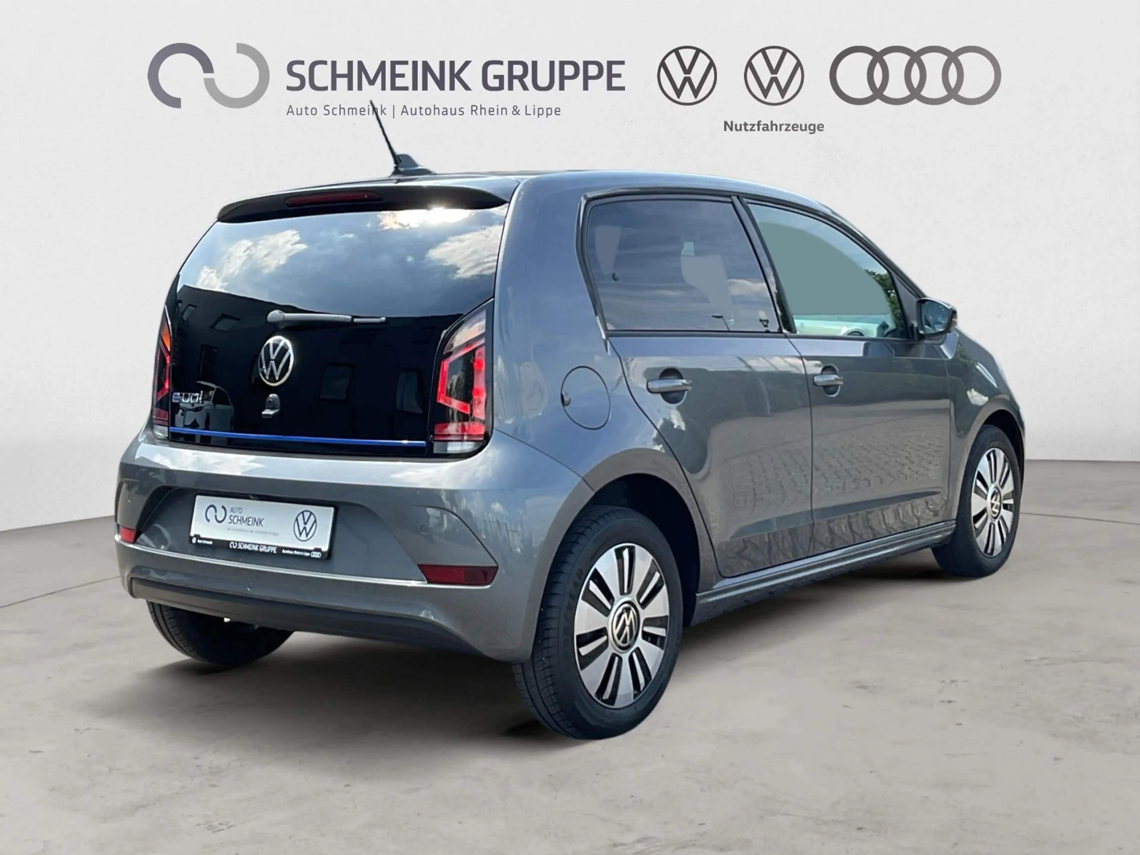 Volkswagen e-up! . — photo 5