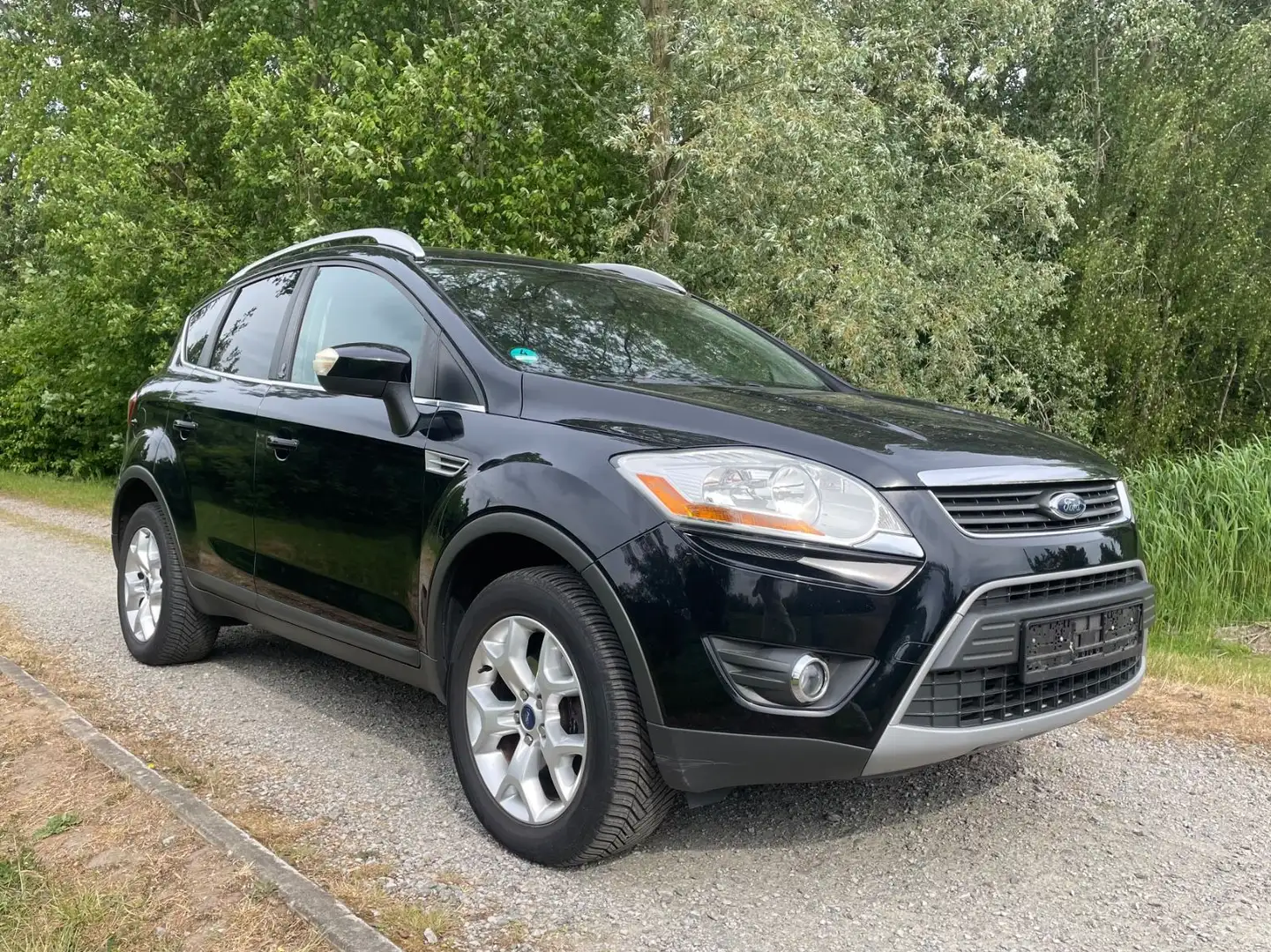 Ford Kuga Champions Edition 2.0d Tüv=Neu! 1.Hand VB Noir - 1