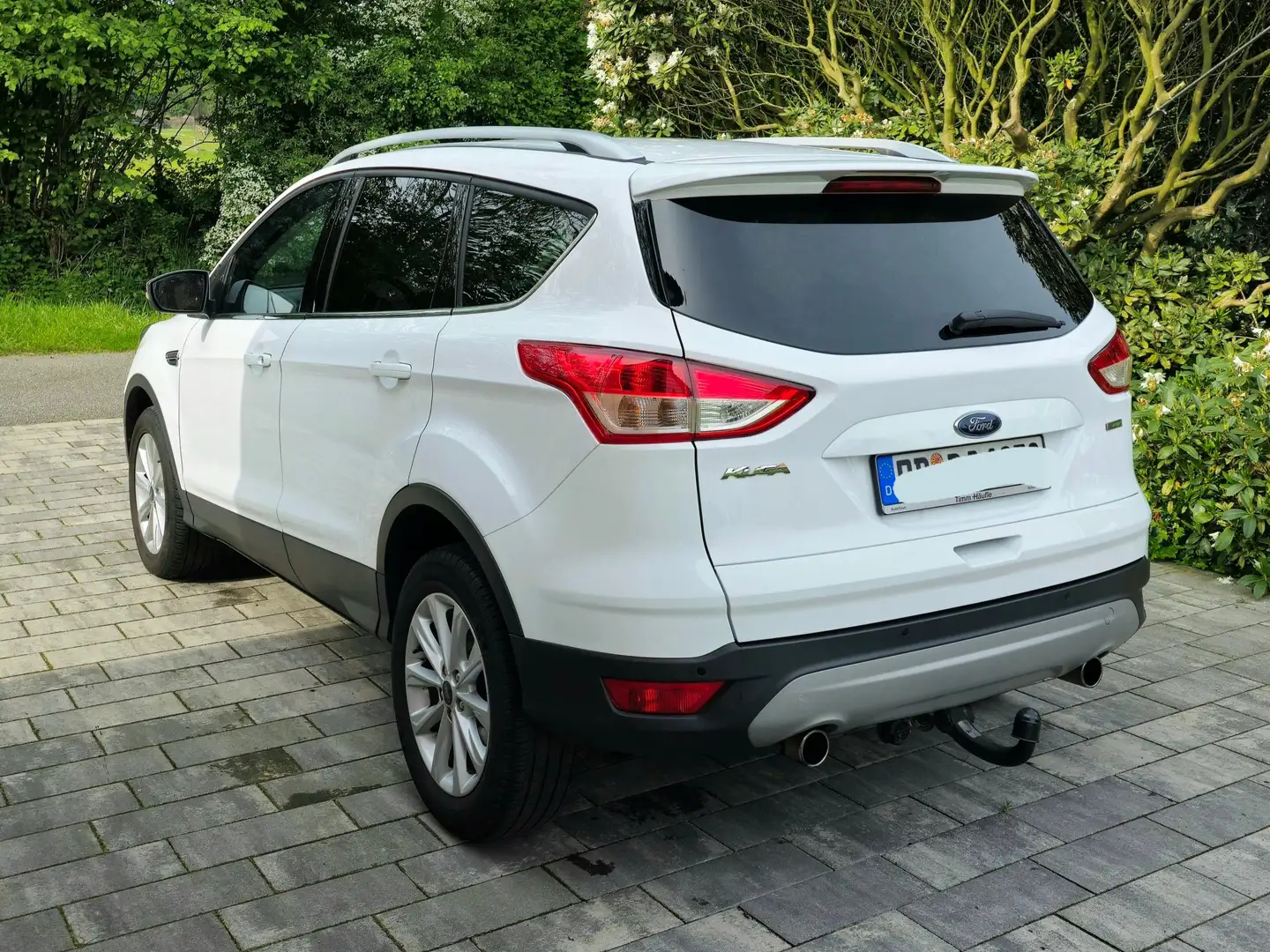 Ford Kuga Kuga 1.5 EcoBoost 2x4 Titanium Weiß - 2