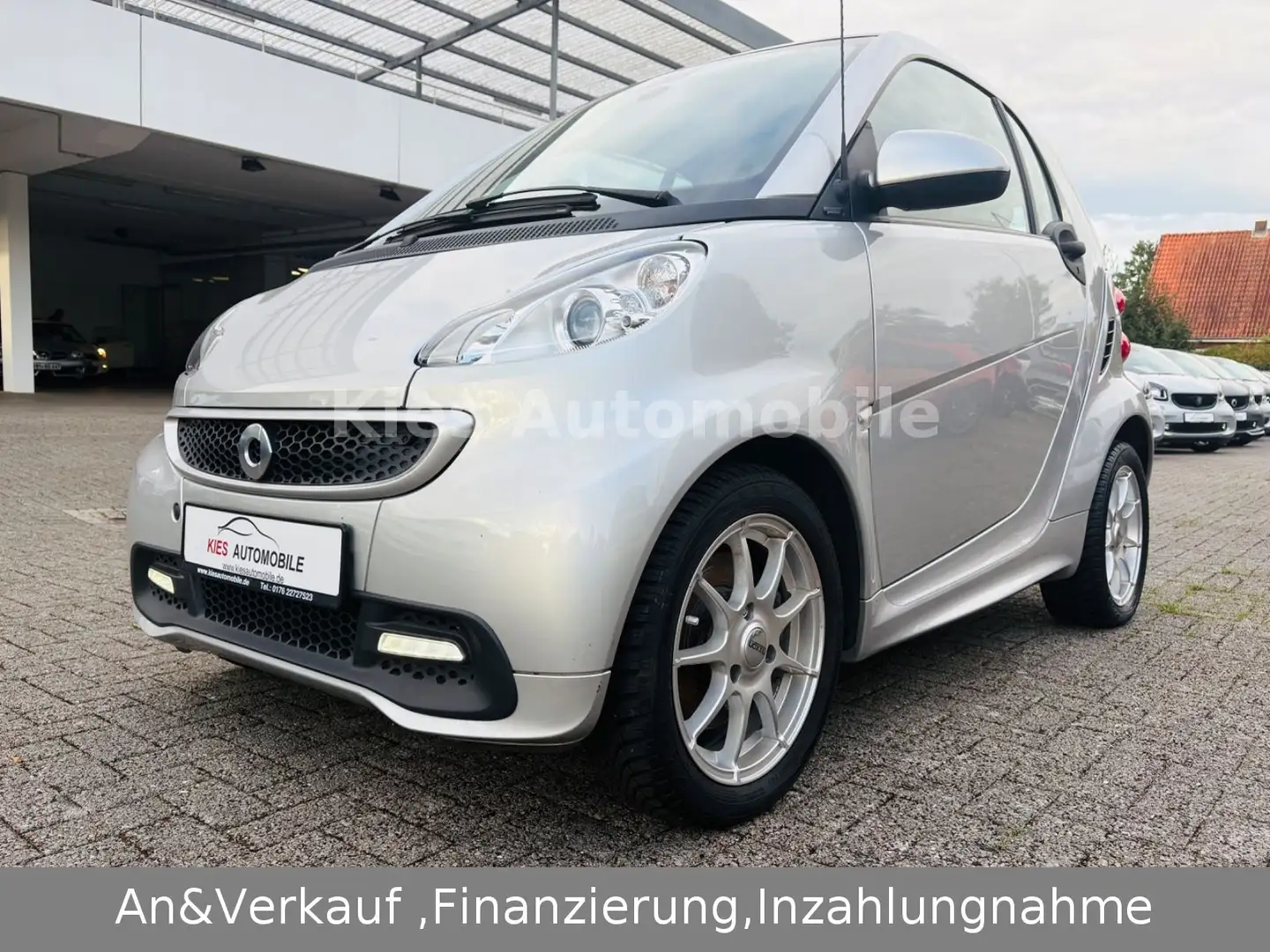 smart forTwo Passion AUTOM/SERVO/SITZH/KLIMA/PANO/ Срібний - 1