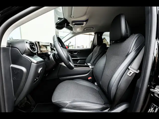 Mercedes-Benz 300 view 12