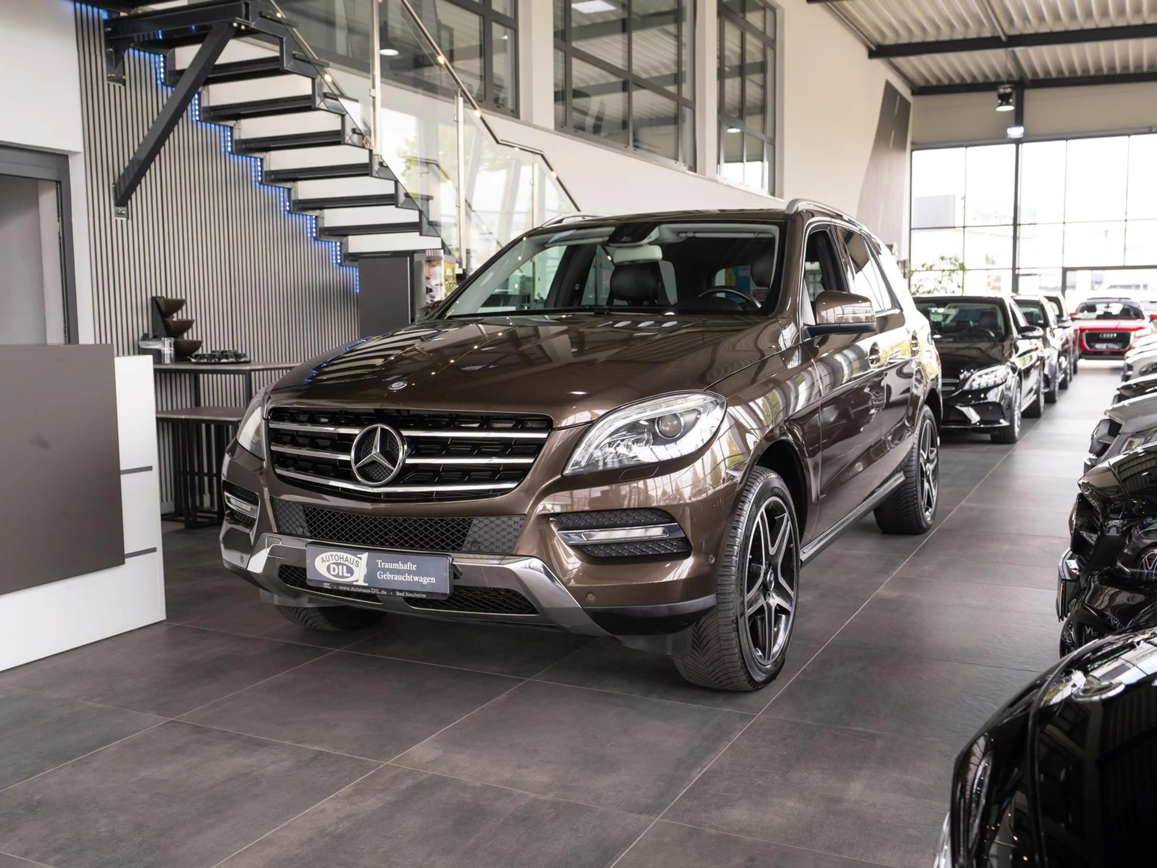 Mercedes-Benz ML 350 4 Matic *AHK*R-KAMERA*MEMORY*LEDER* — photo 3