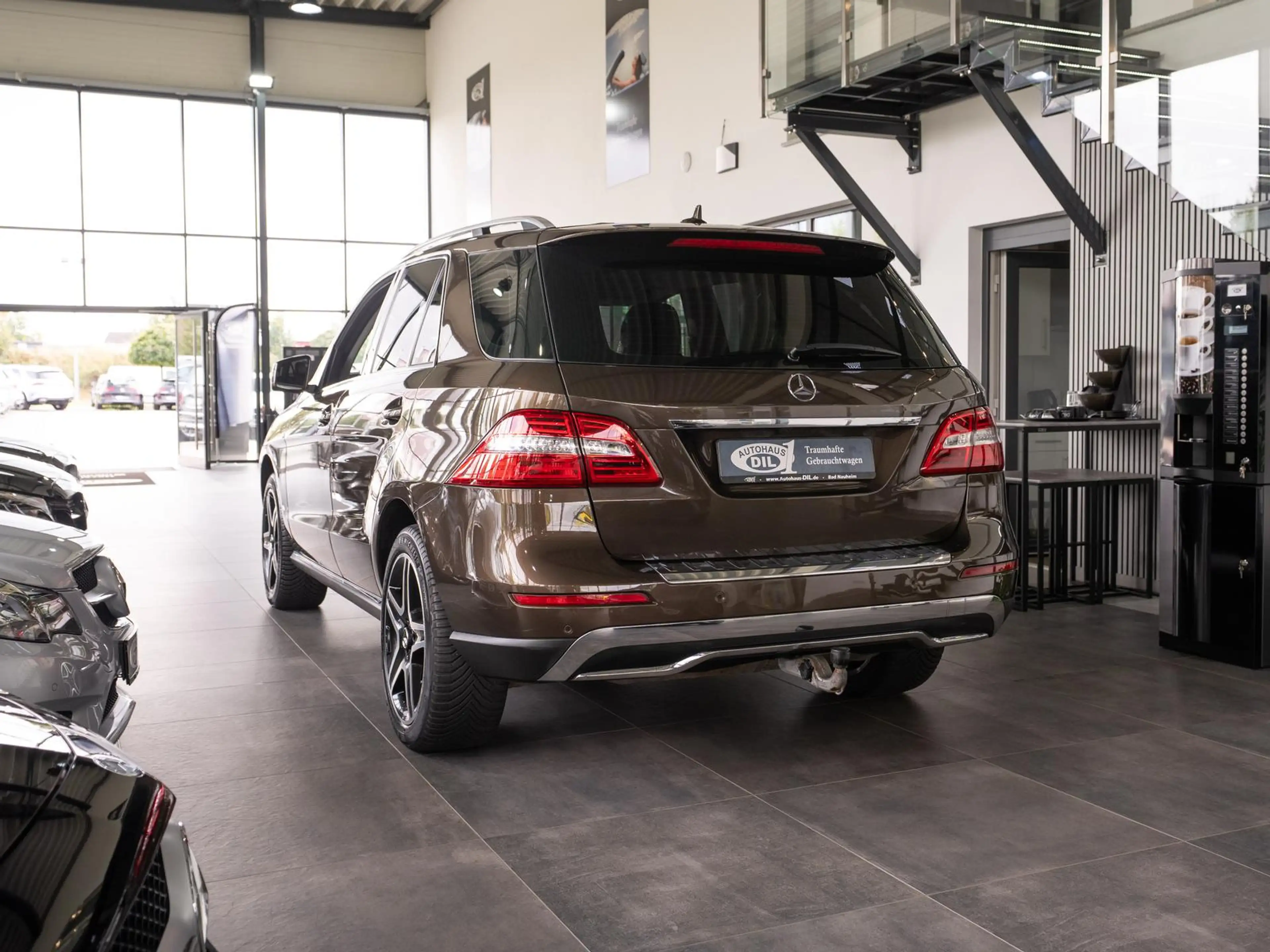 Mercedes-Benz ML 350 4 Matic *AHK*R-KAMERA*MEMORY*LEDER* — photo 5