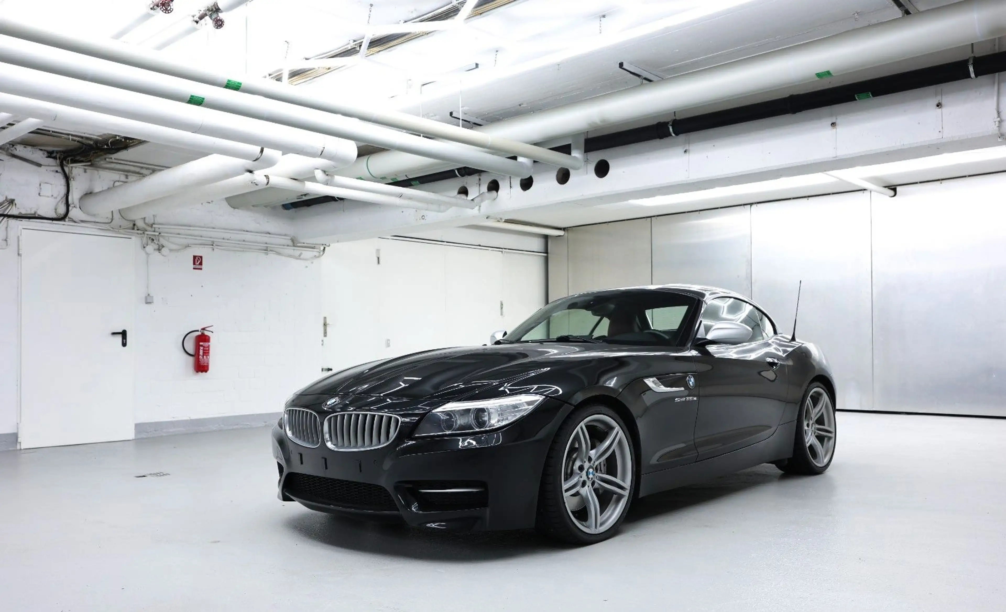 BMW Z4 Roadster sdrive 35 is — photo 7