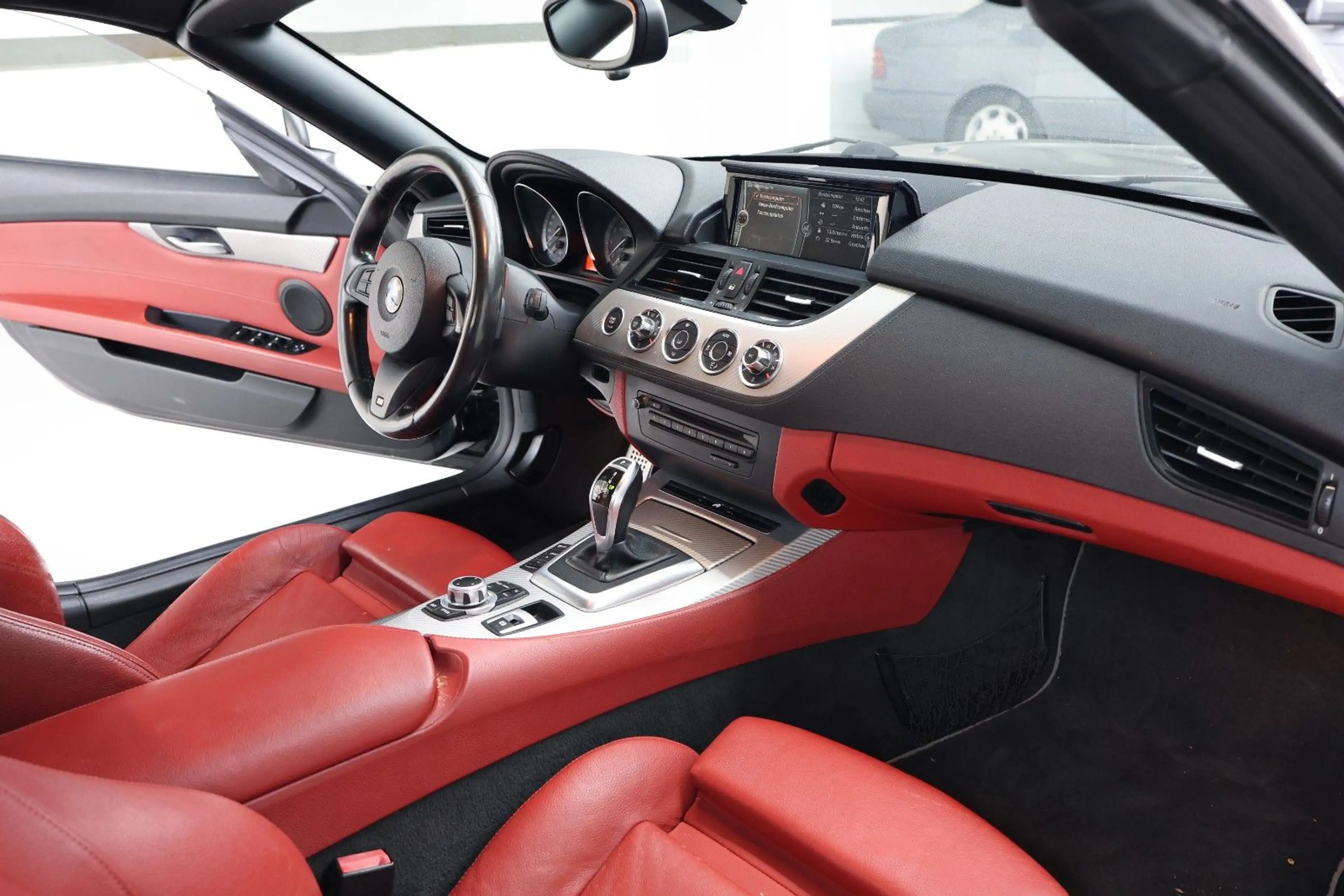 BMW Z4 Roadster sdrive 35 is — photo 11