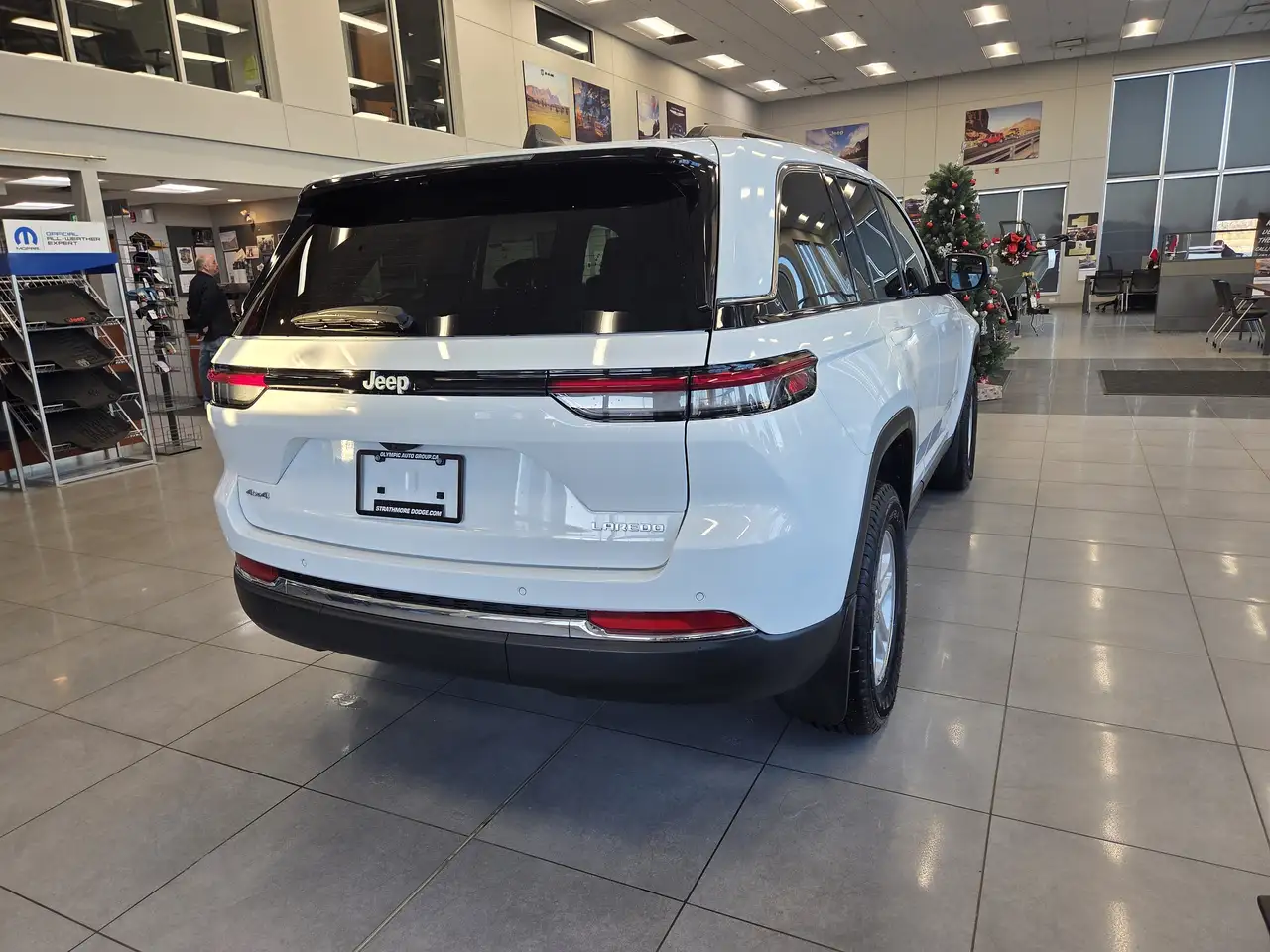 Jeep Grand Cherokee снимка Jeep Grand Cherokee