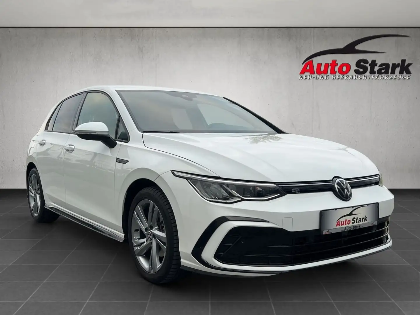 Volkswagen Golf VIII 1,5 eTSI ACT R-Line°LED°Kamera°ACC°Apple Weiß - 2