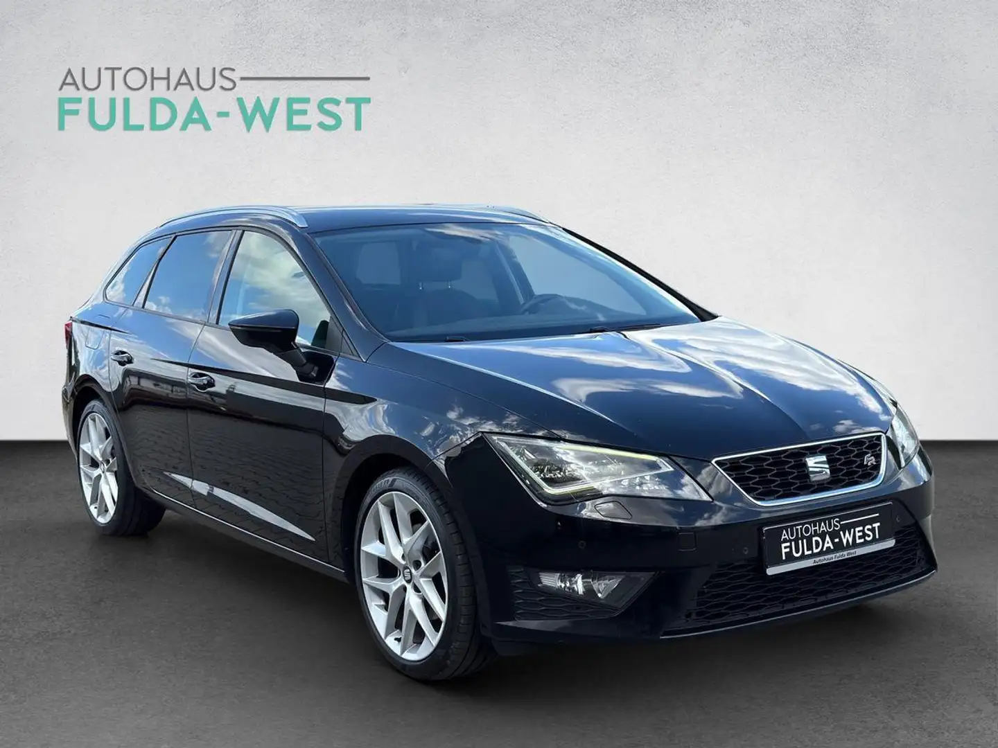 SEAT Leon ST FR 2.0TDI LED Navi Sitzheiz. SeatSound Noir - 2