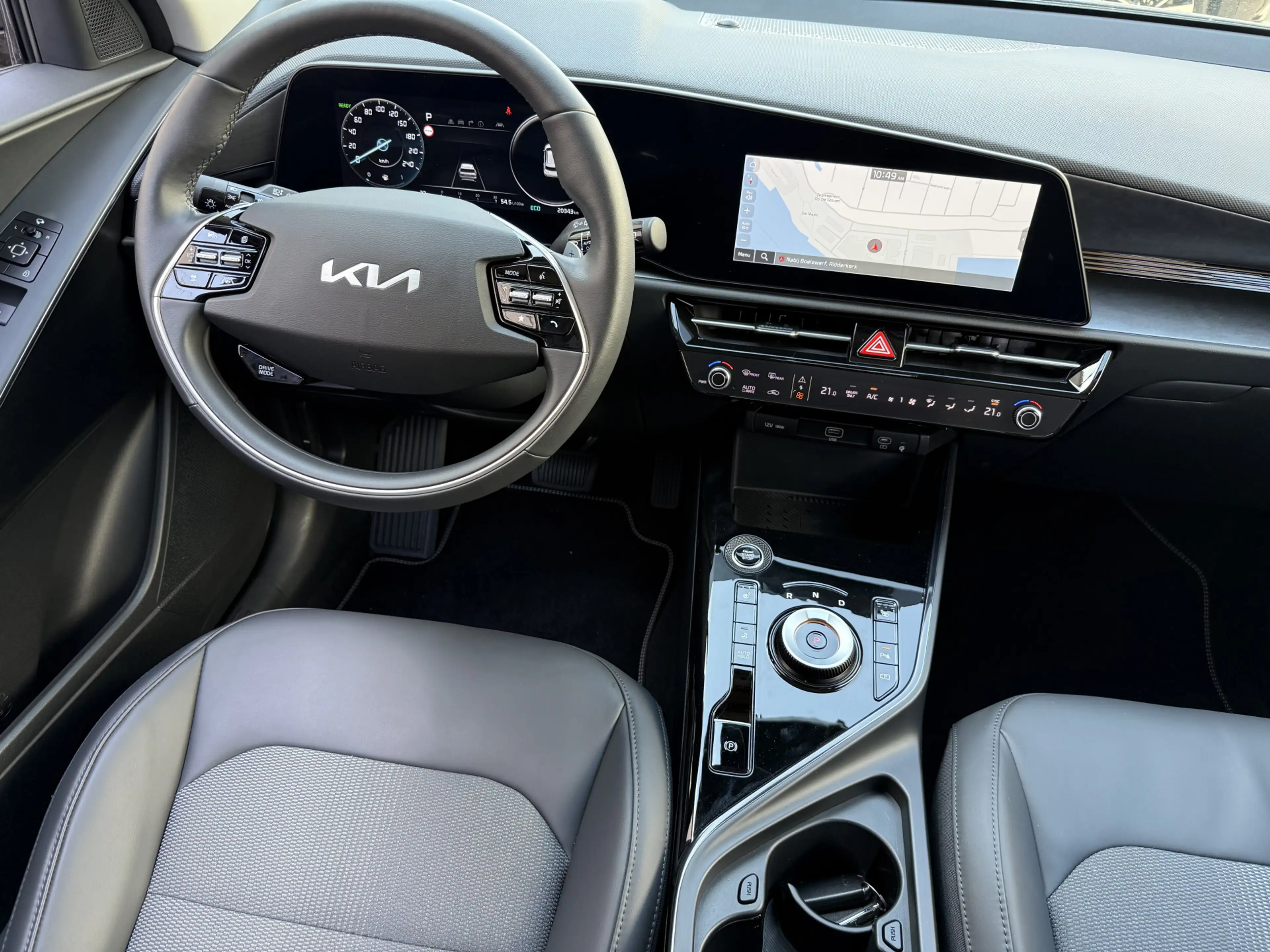 Kia Niro 1.6 GDi Hybrid DynamicLine Navi Camera Ad.Cruise E — photo 12