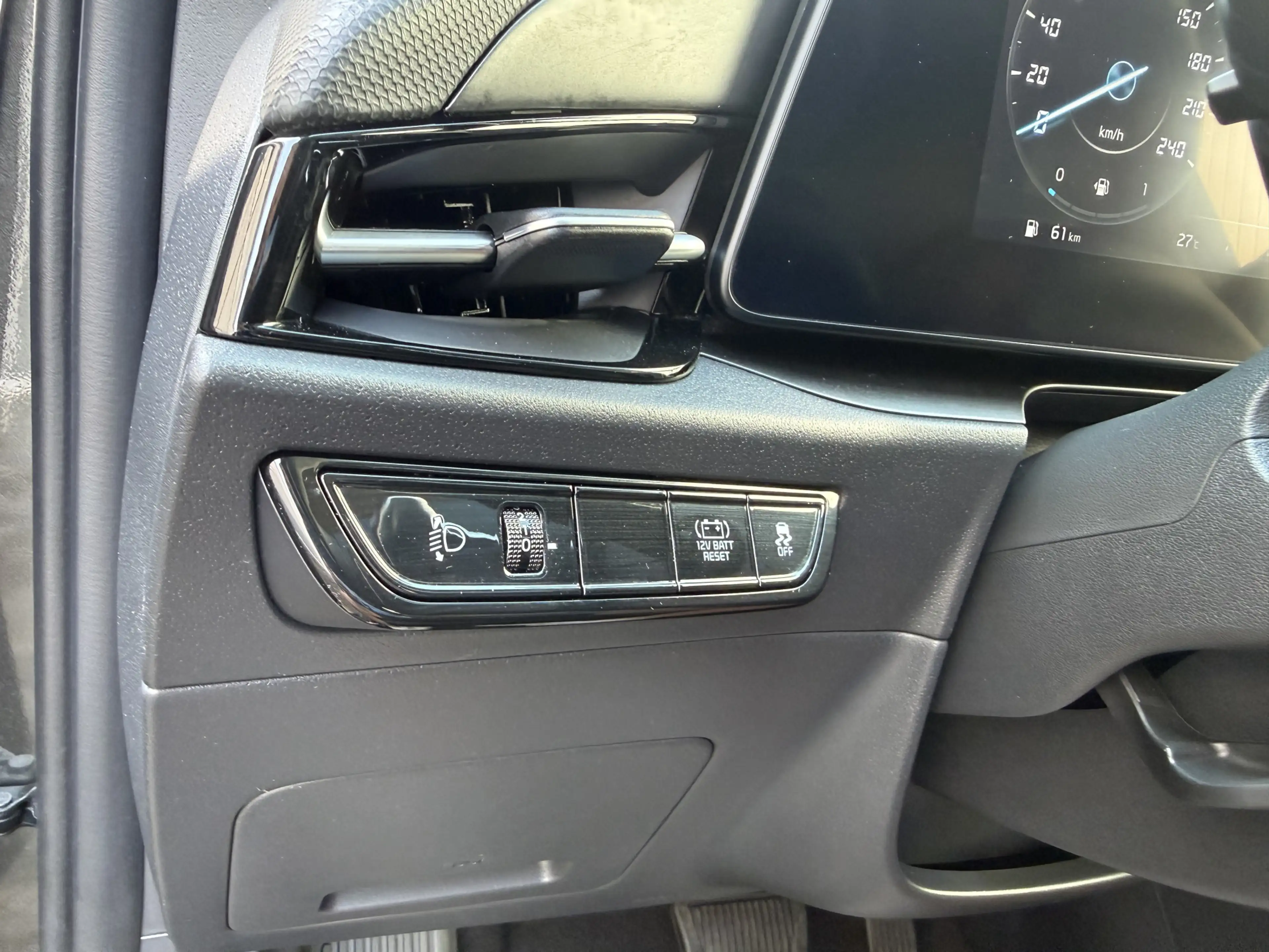 Kia Niro 1.6 GDi Hybrid DynamicLine Navi Camera Ad.Cruise E — photo 21