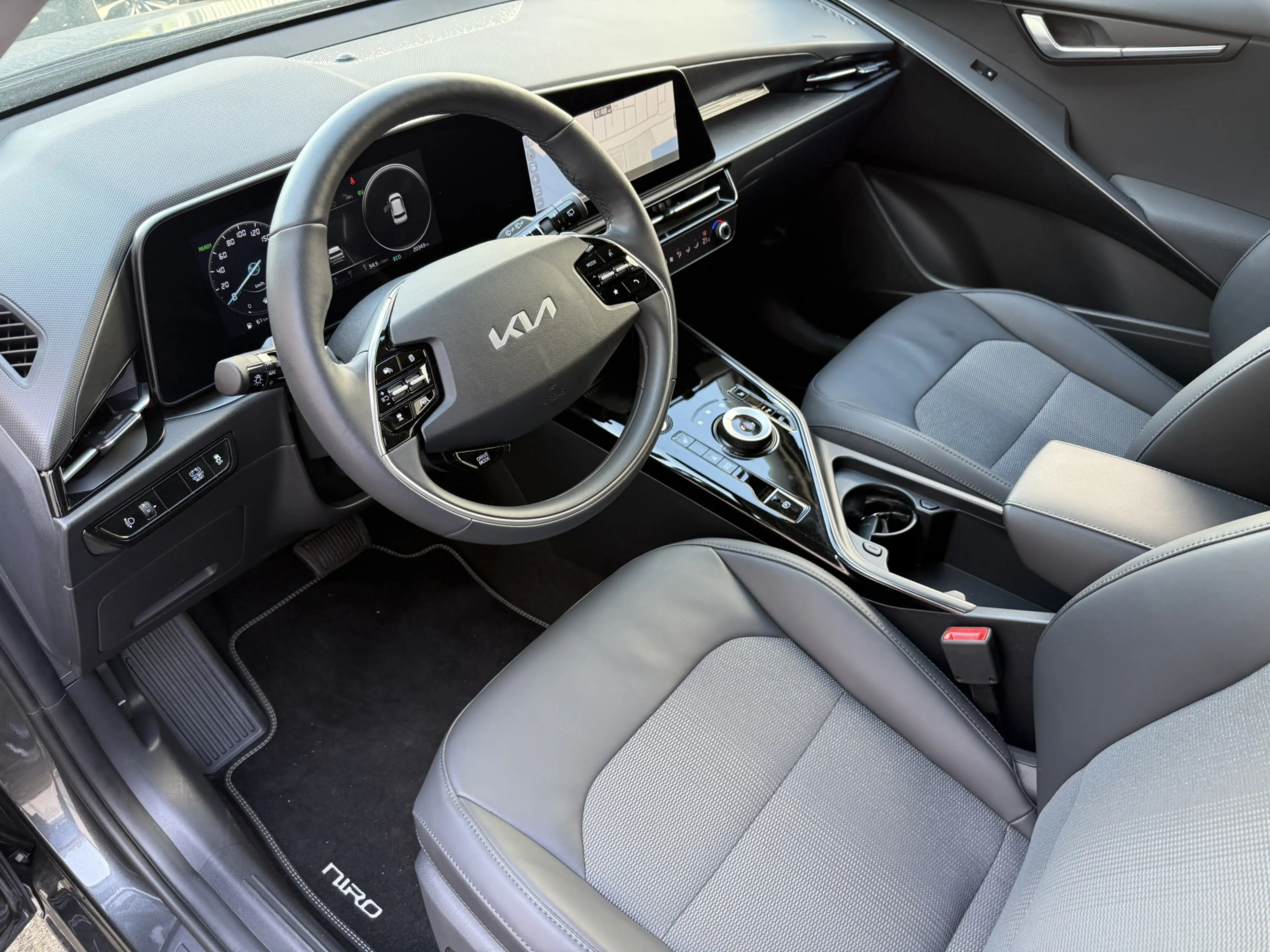Kia Niro 1.6 GDi Hybrid DynamicLine Navi Camera Ad.Cruise E — photo 22