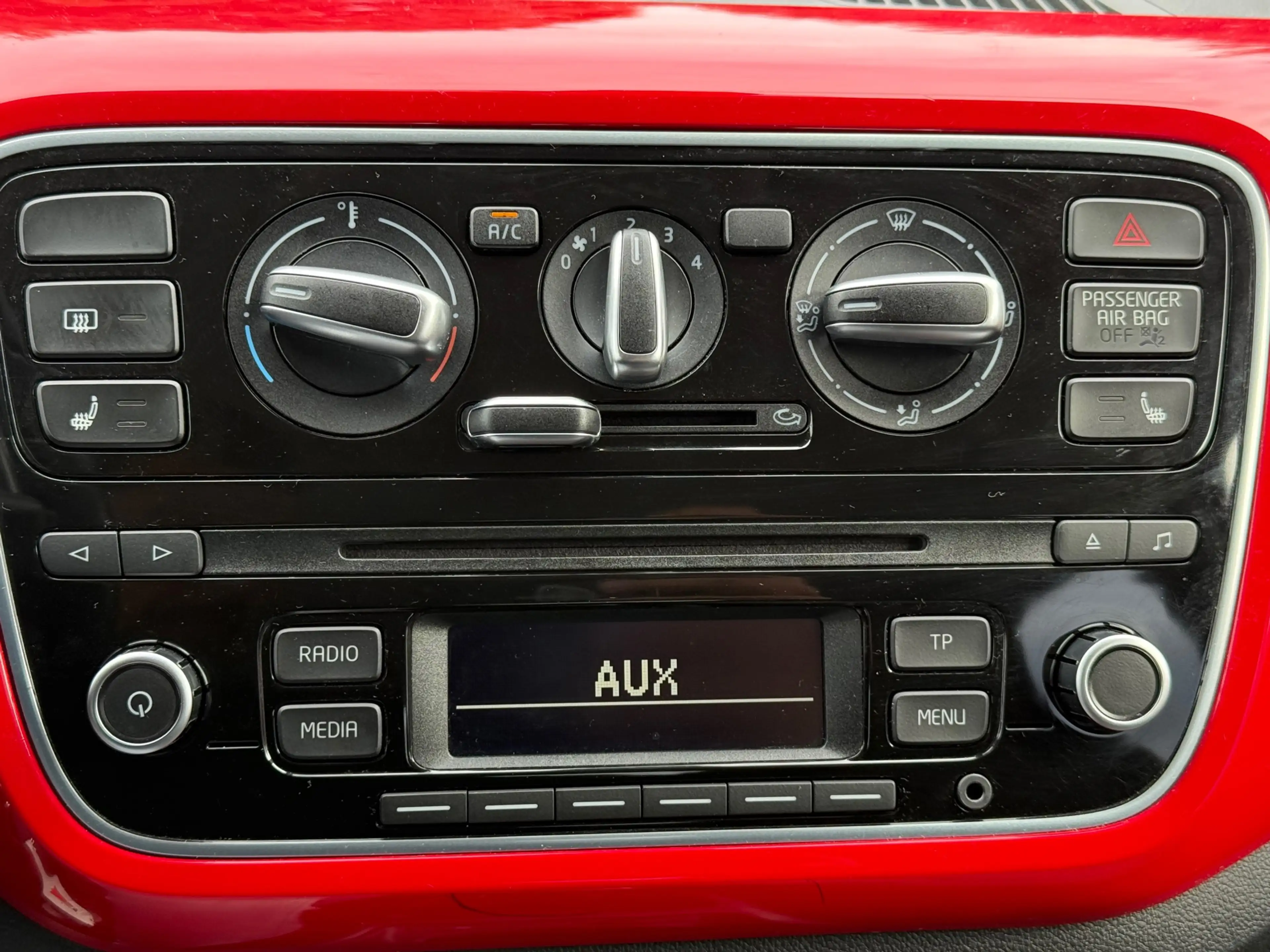 Volkswagen up! 1.0 cross up! BlueMotion l Cruise l Airco l Stoelv — photo 14