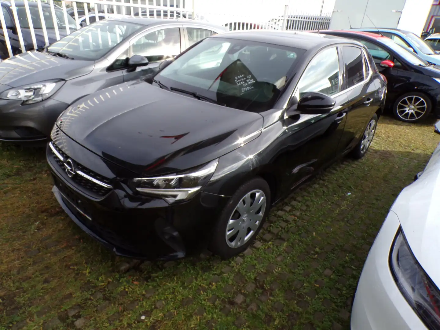 Opel Corsa Elegance Schwarz - 1