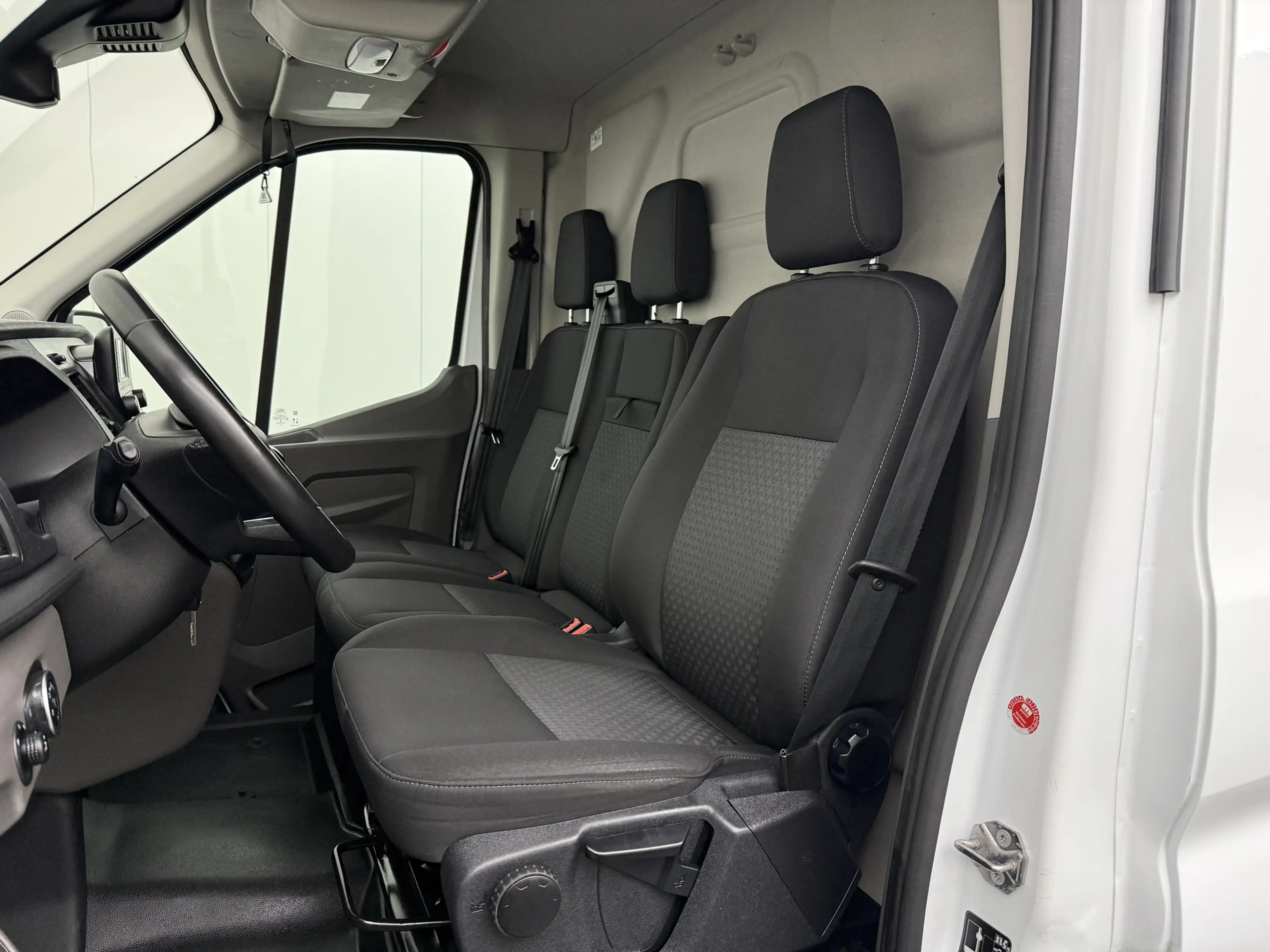 Ford Transit 2.0TDCi 130PK L3H3 | Airco | Cruise | Camera | 3-Z — photo 25