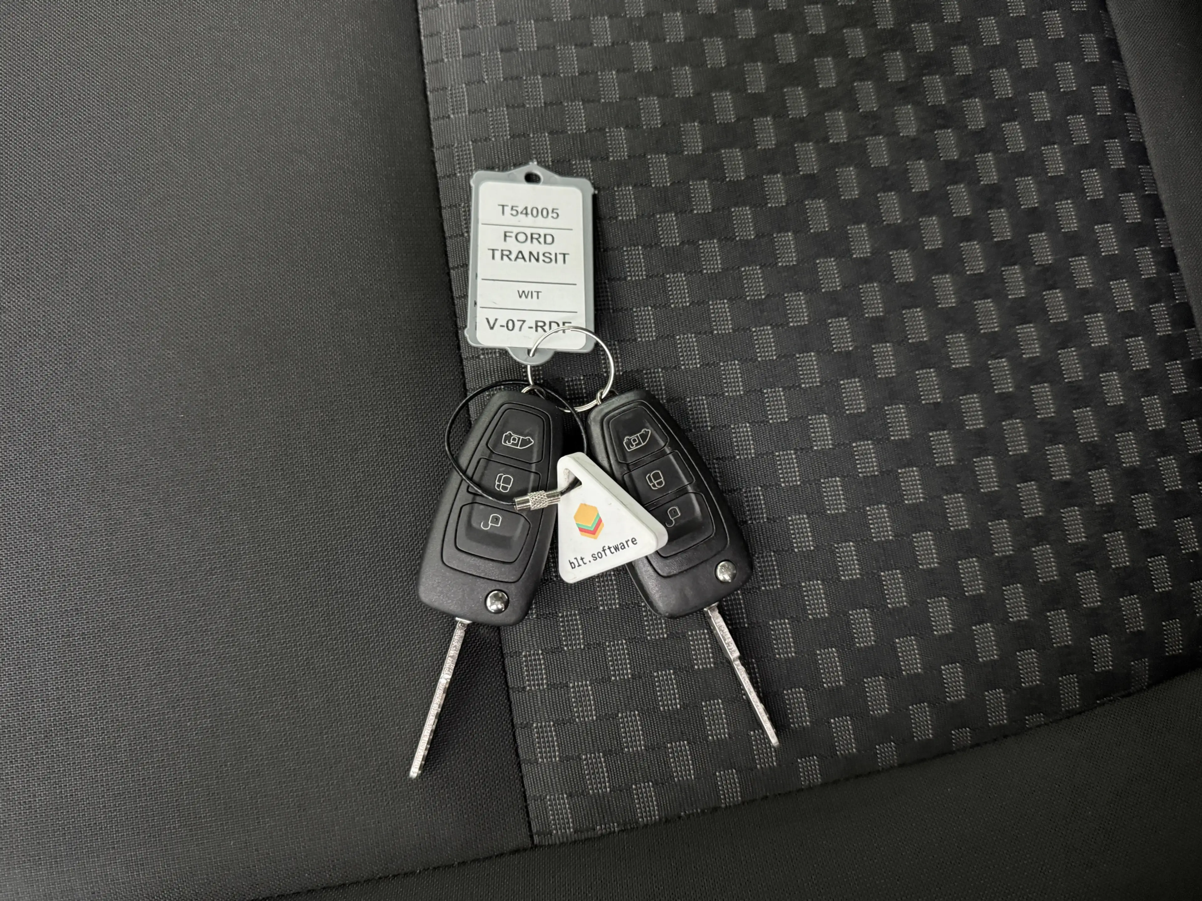 Ford Transit 2.0TDCi 130PK L3H3 | Airco | Cruise | Camera | 3-Z — photo 8