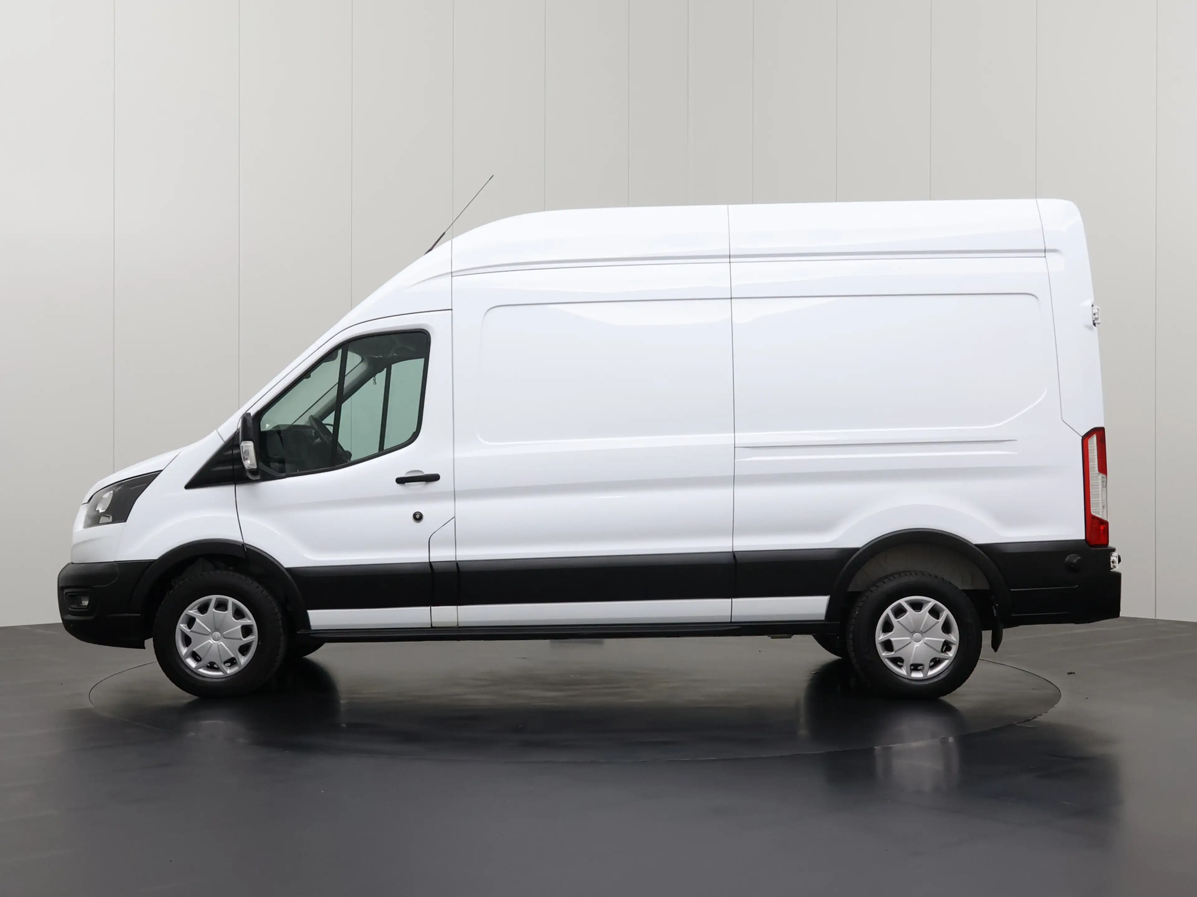 Ford Transit 2.0TDCi 130PK L3H3 | Airco | Cruise | Camera | 3-Z — photo 12