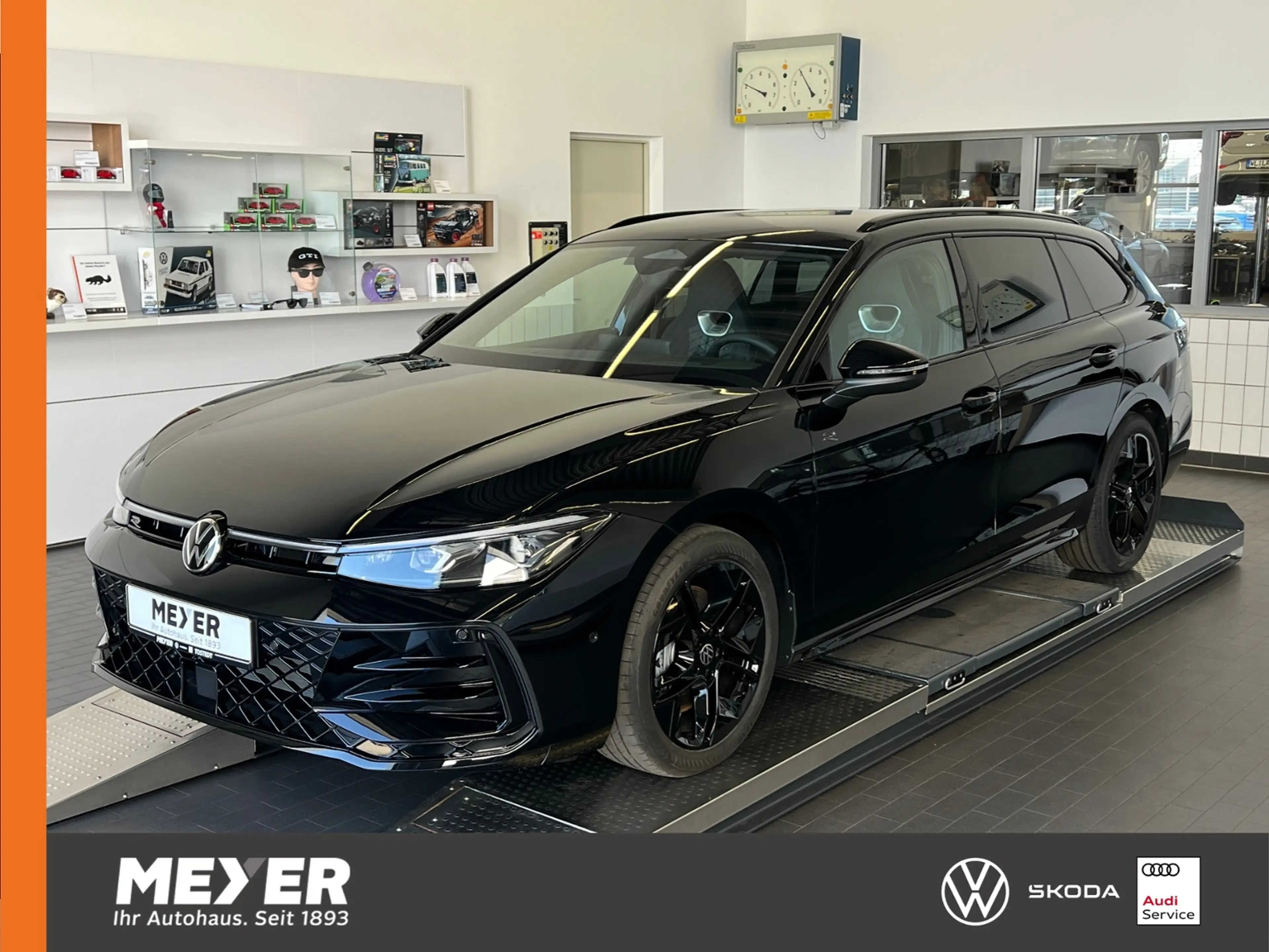 Volkswagen Passat Variant R-Line 2.0 TDI DSG 4MOTION *AHK,Black Style,Harma