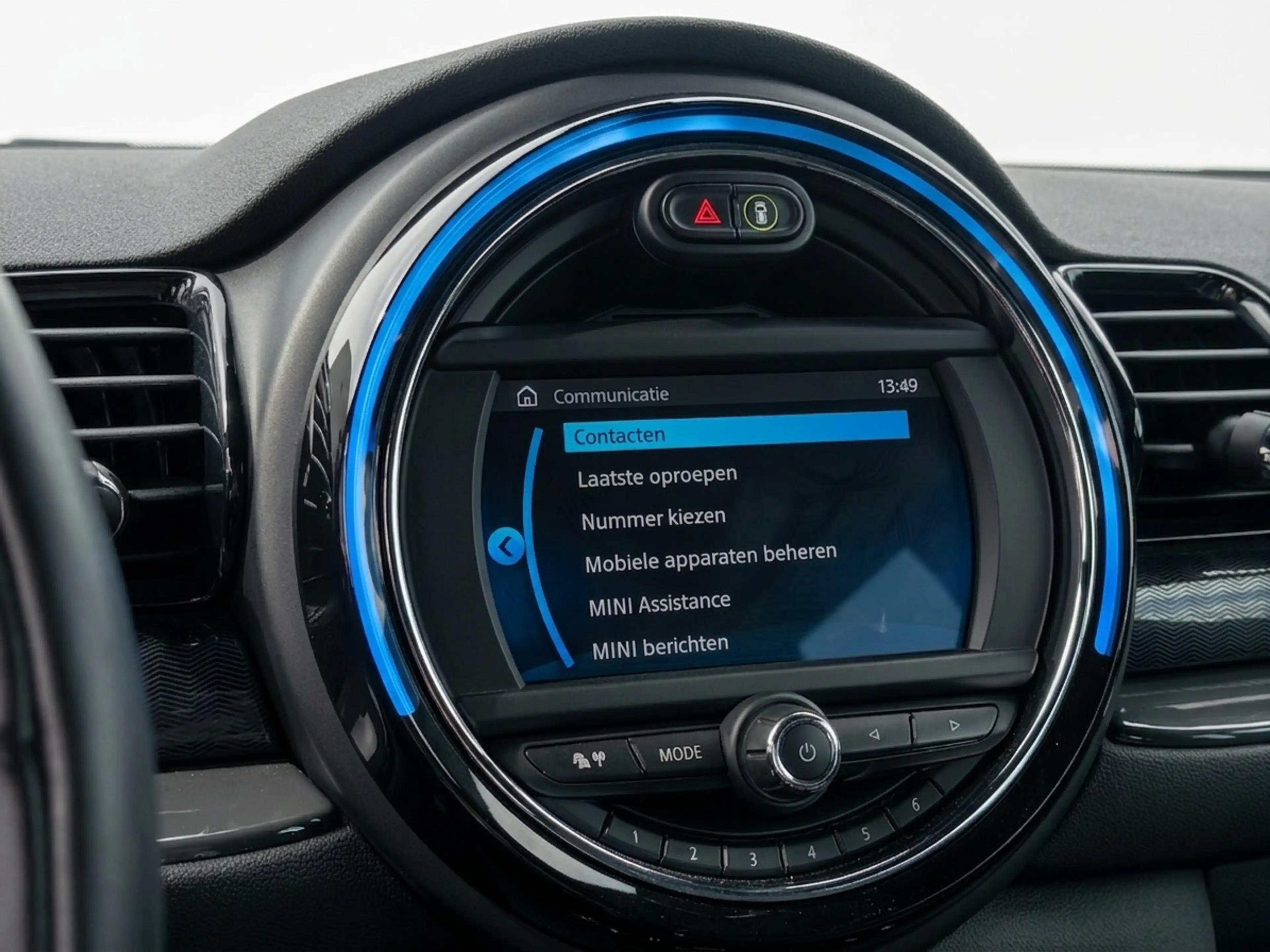 MINI Cooper Clubman 1.5 Business Edition — photo 28