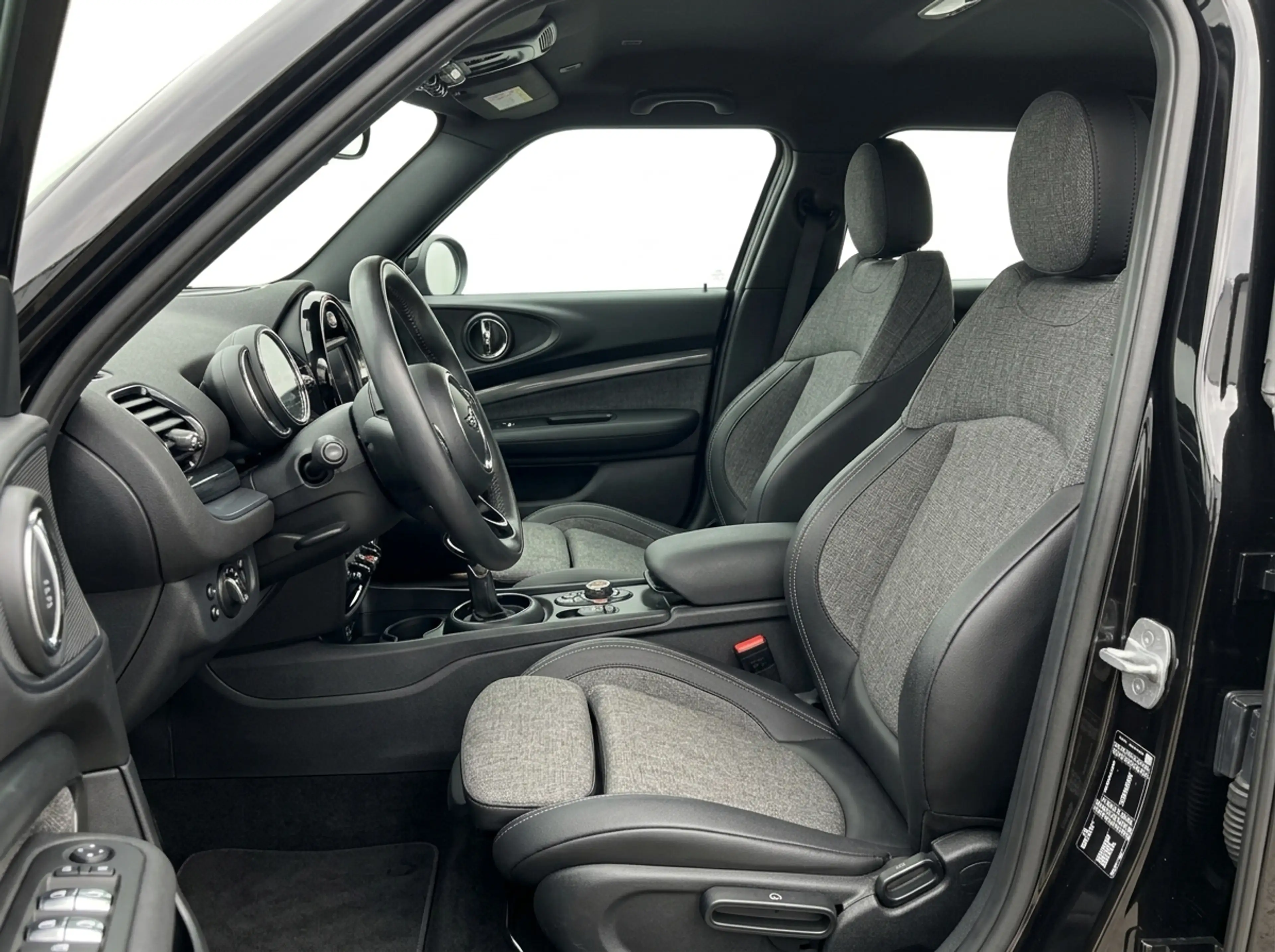 MINI Cooper Clubman 1.5 Business Edition — photo 4