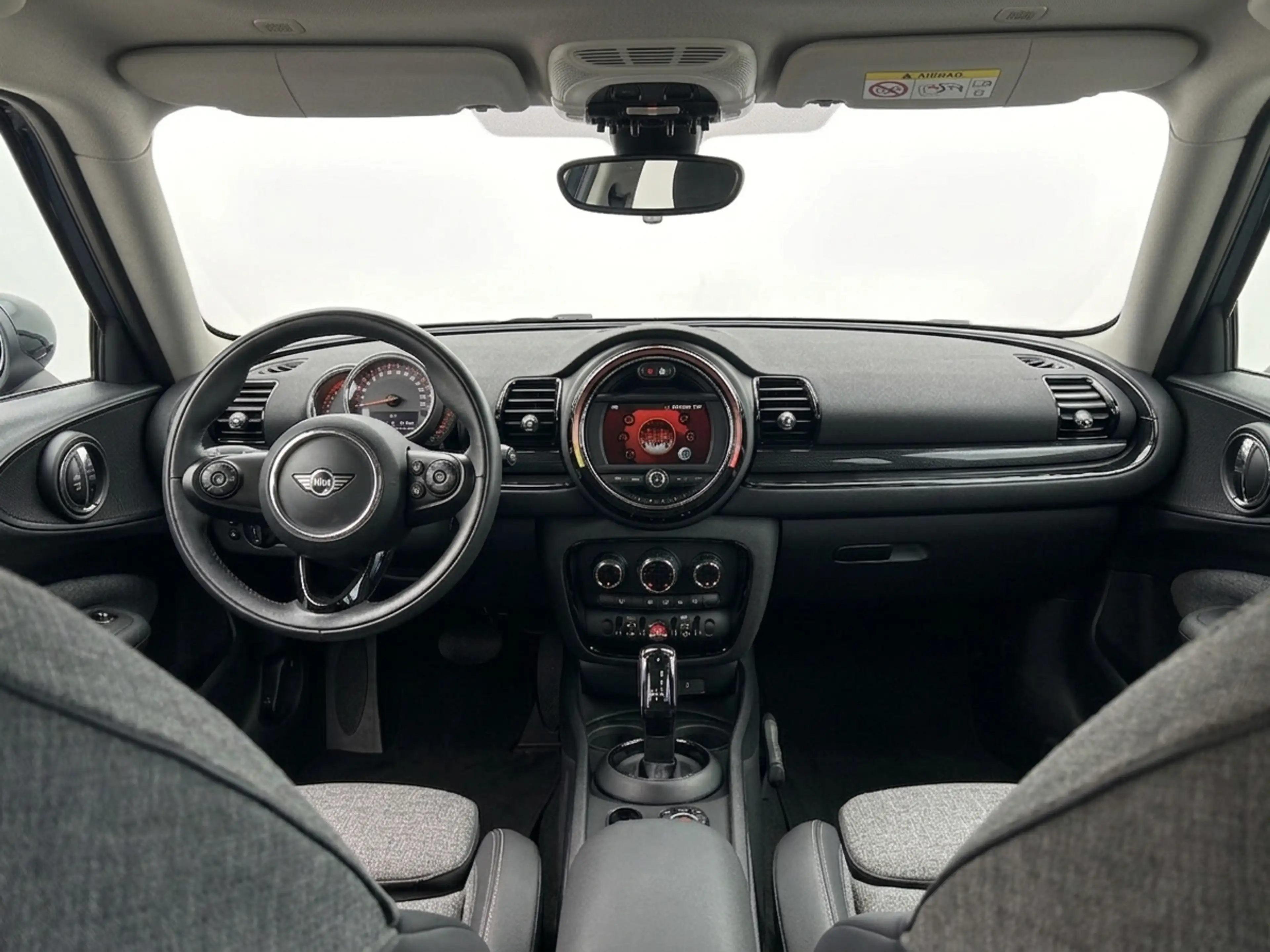 MINI Cooper Clubman 1.5 Business Edition — photo 14