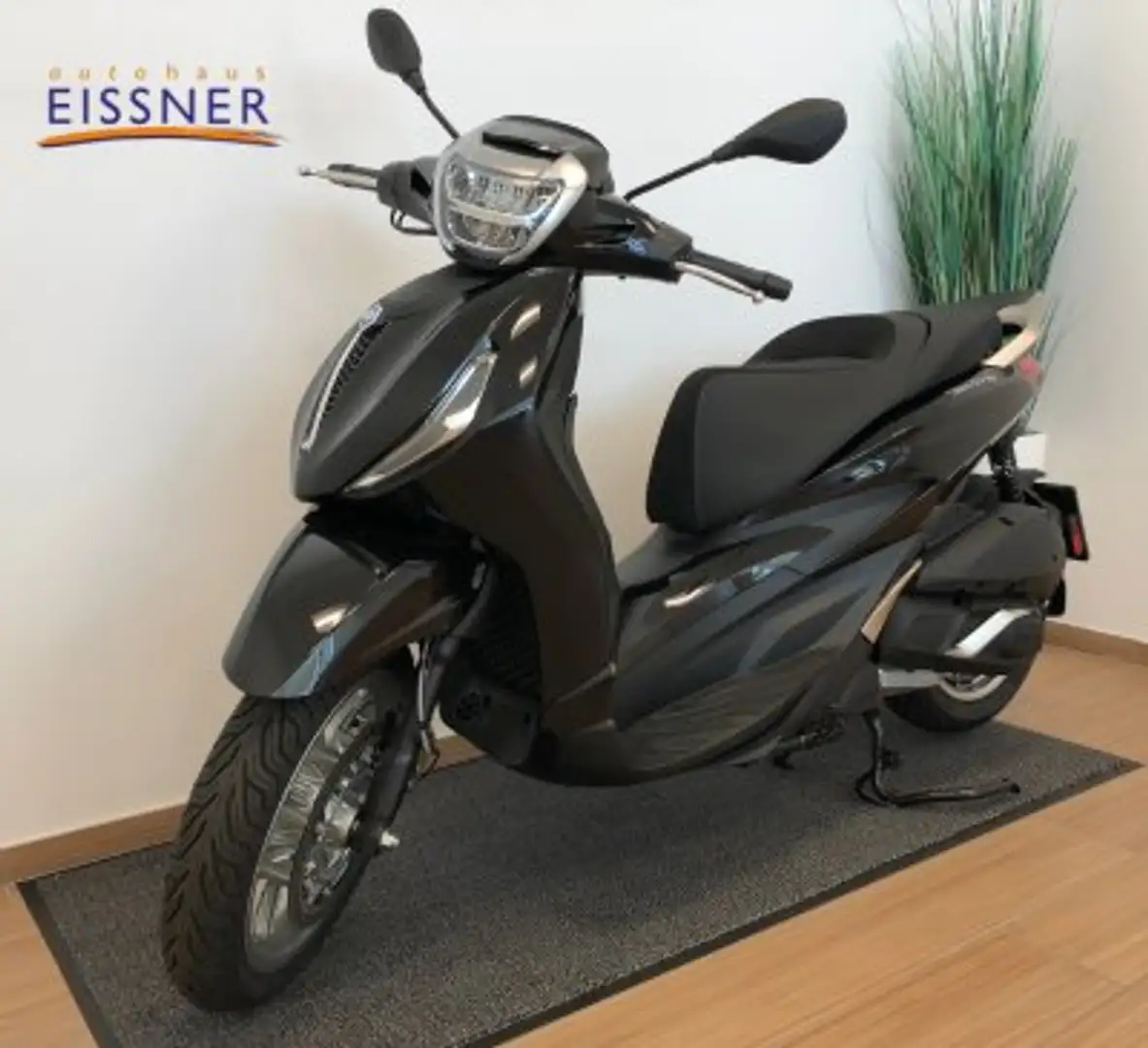 Piaggio Beverly 400 Negro - 1