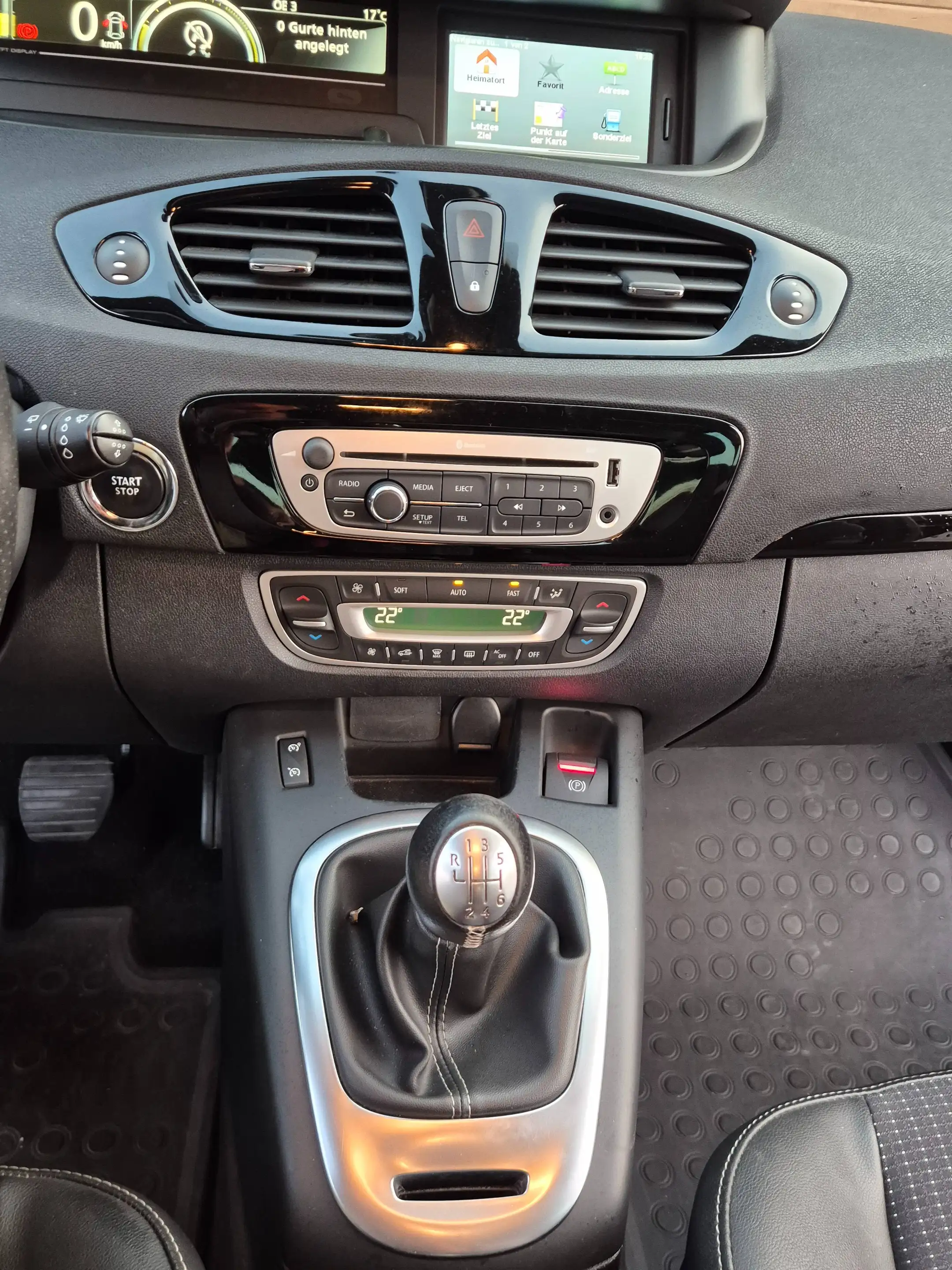 Renault Grand Scenic Grand Scénic Energy dCi 110 Dynamique Dynamique — photo 12
