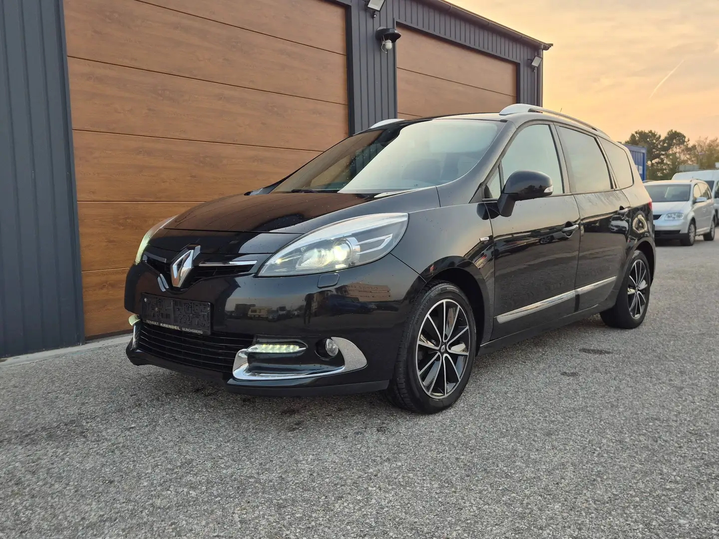 Renault Grand Scenic Grand Scénic Energy dCi 110 Dynamique Dynamique Schwarz - 2